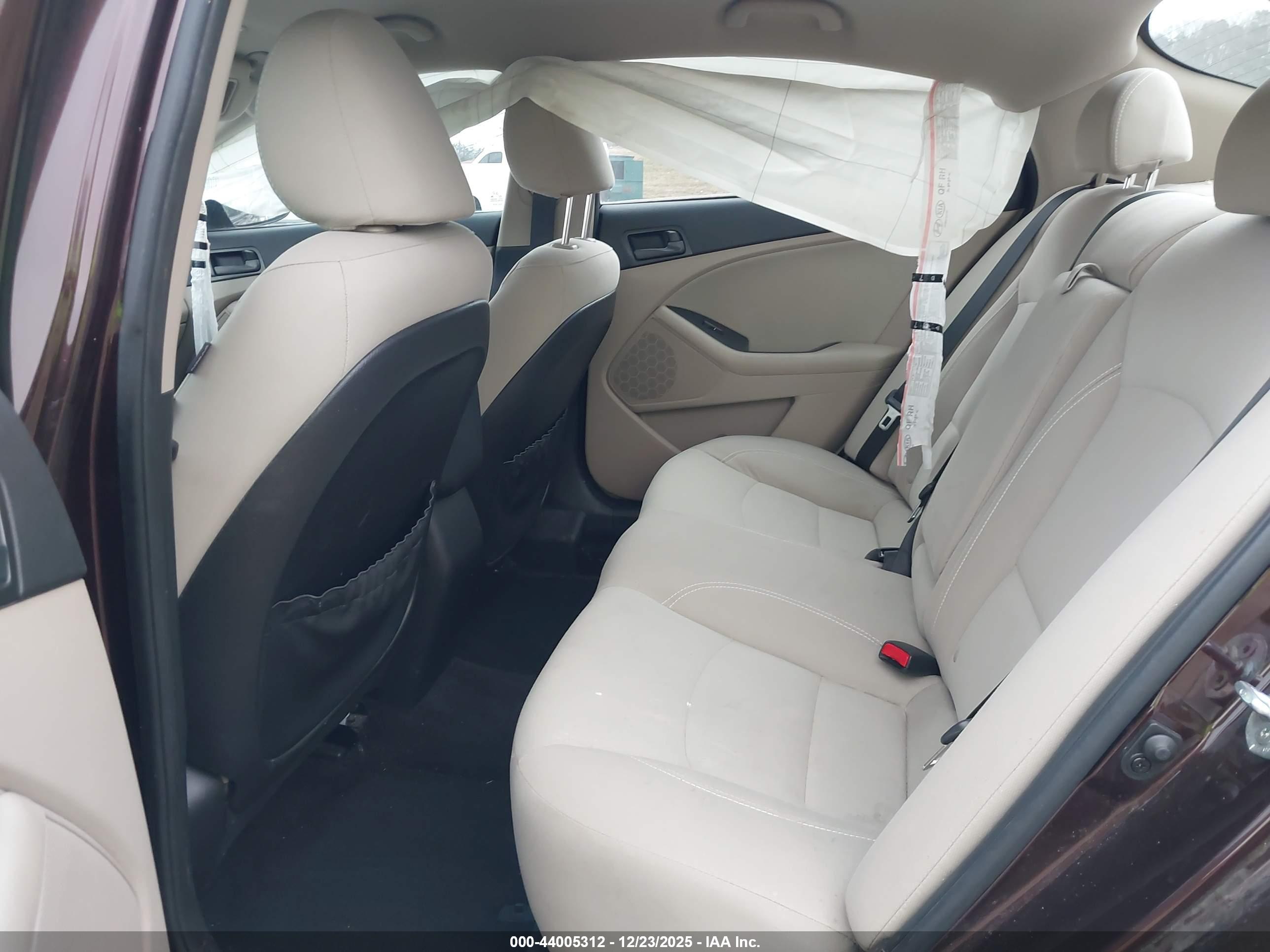 KIA OPTIMA image 8