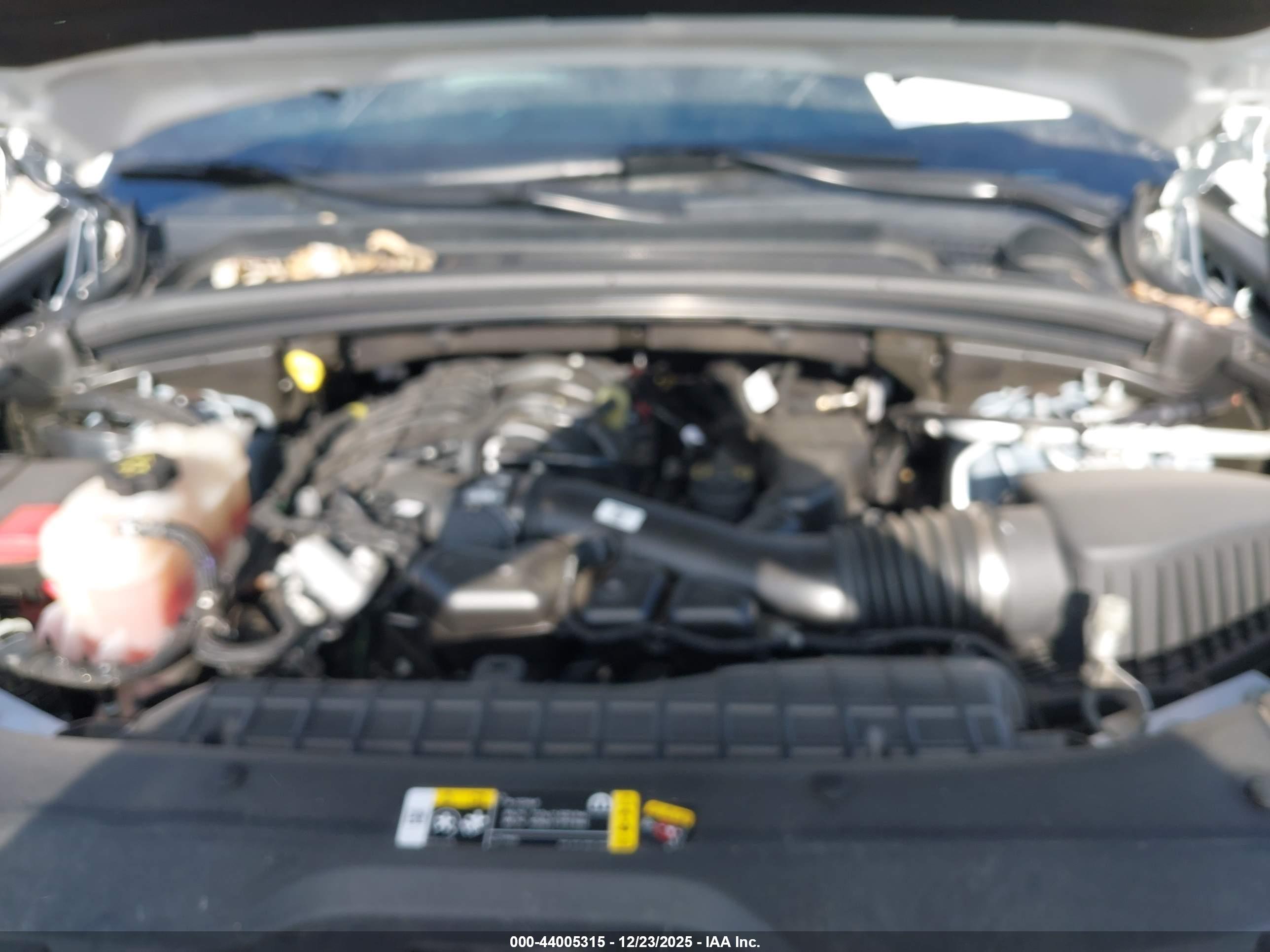 JEEP GRAND image 10