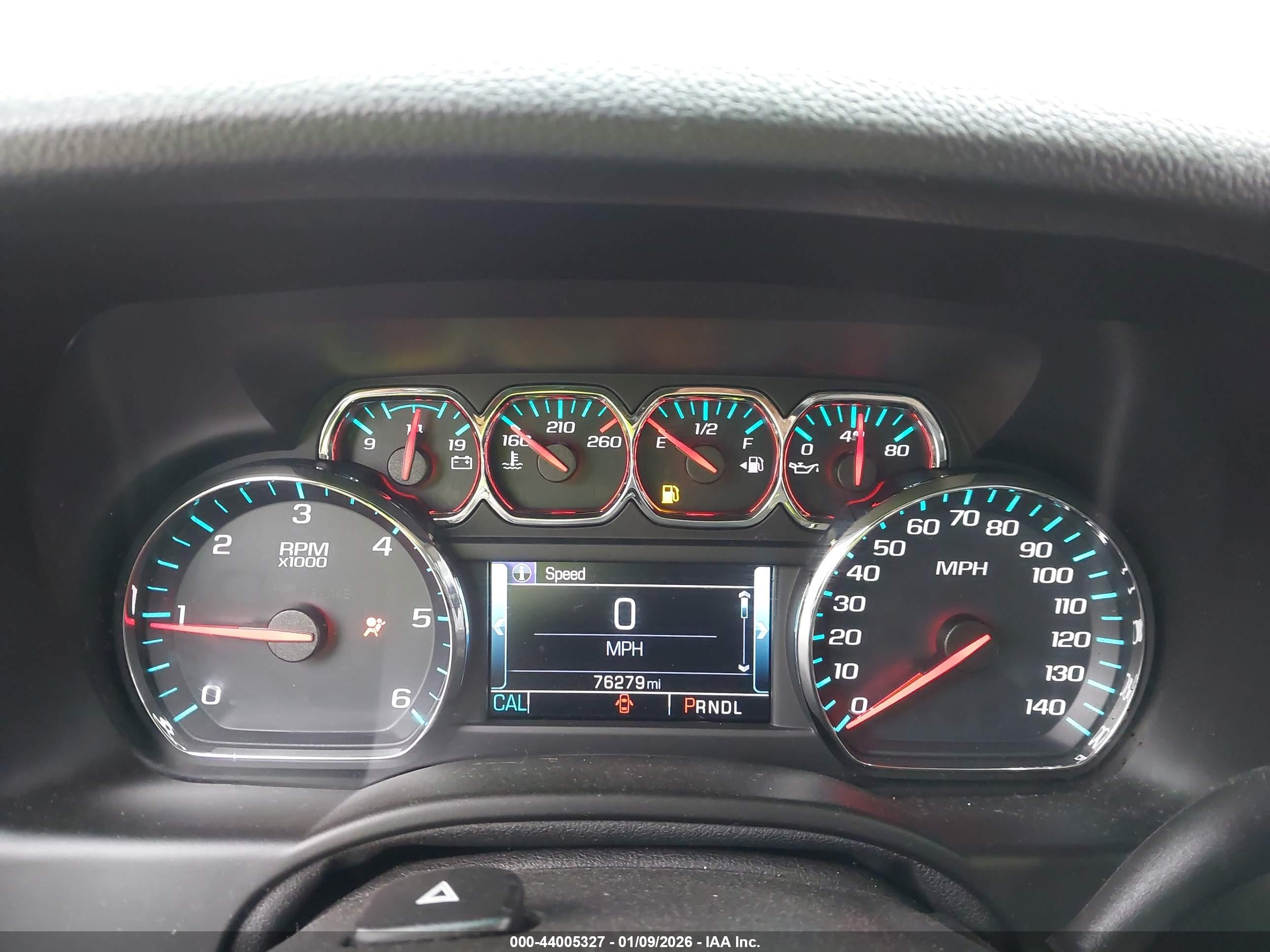 CHEVROLET TAHOE image 7
