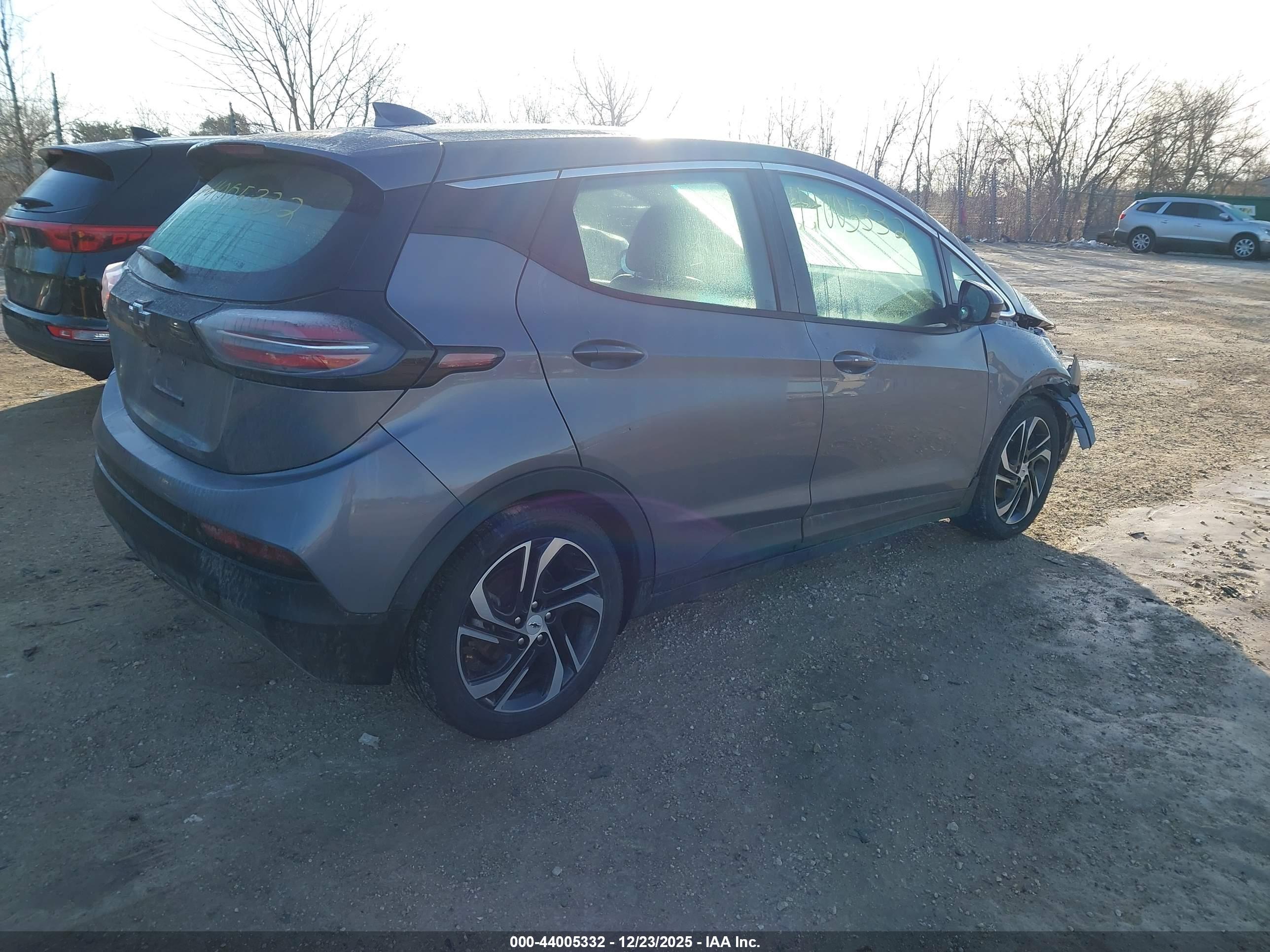 CHEVROLET BOLT image 4