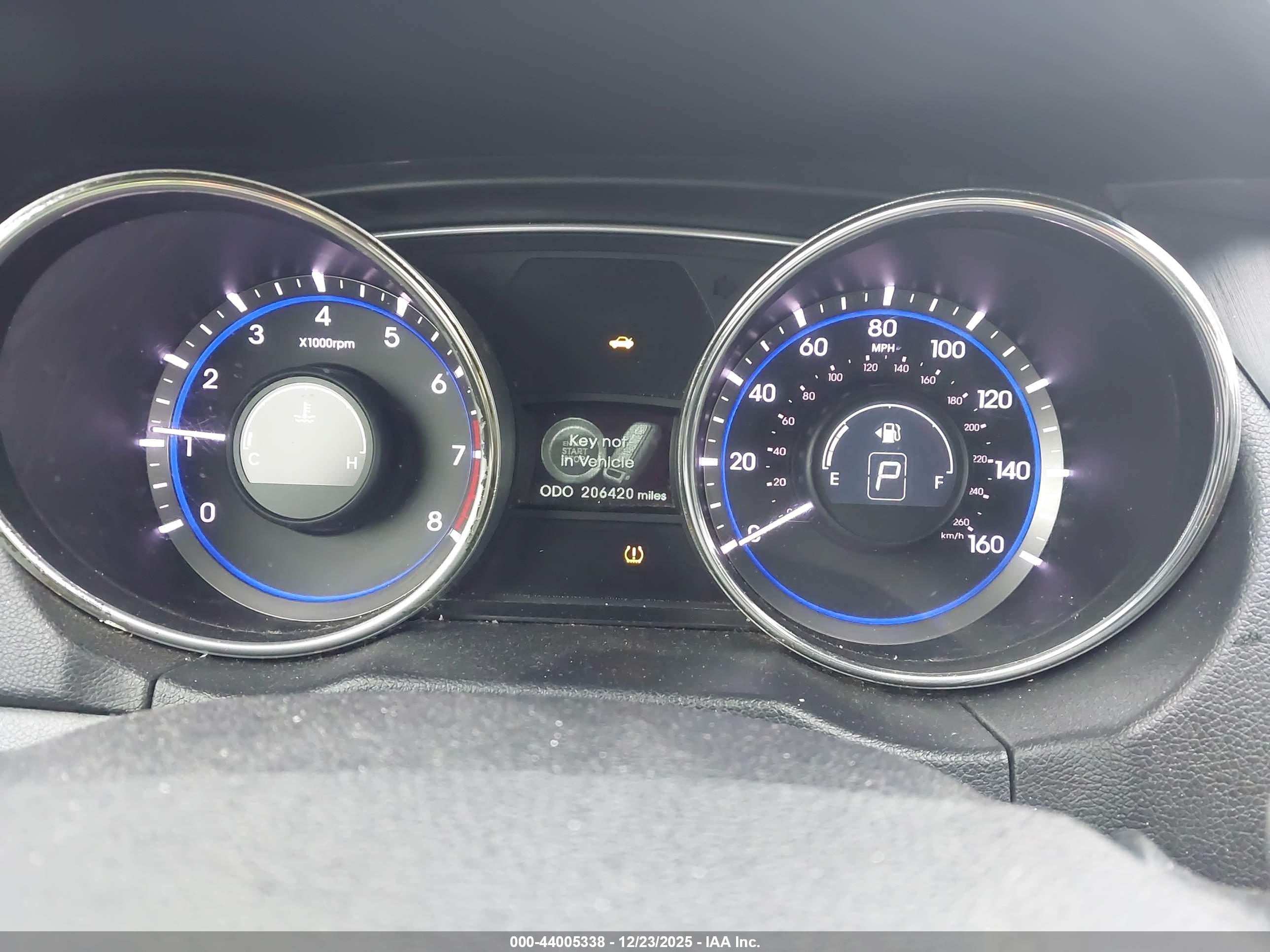 HYUNDAI SONATA image 7