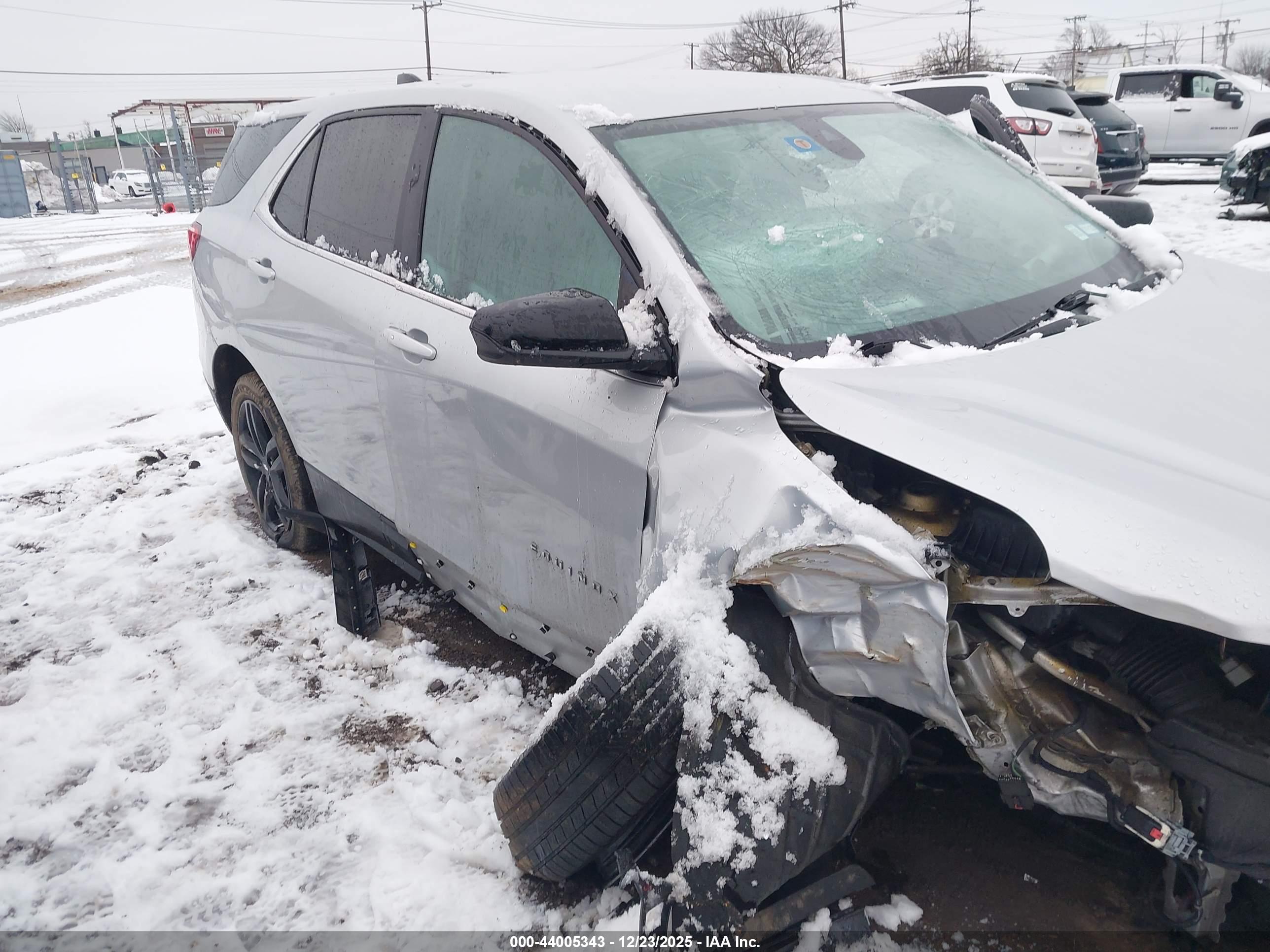 CHEVROLET EQUINOX image 6