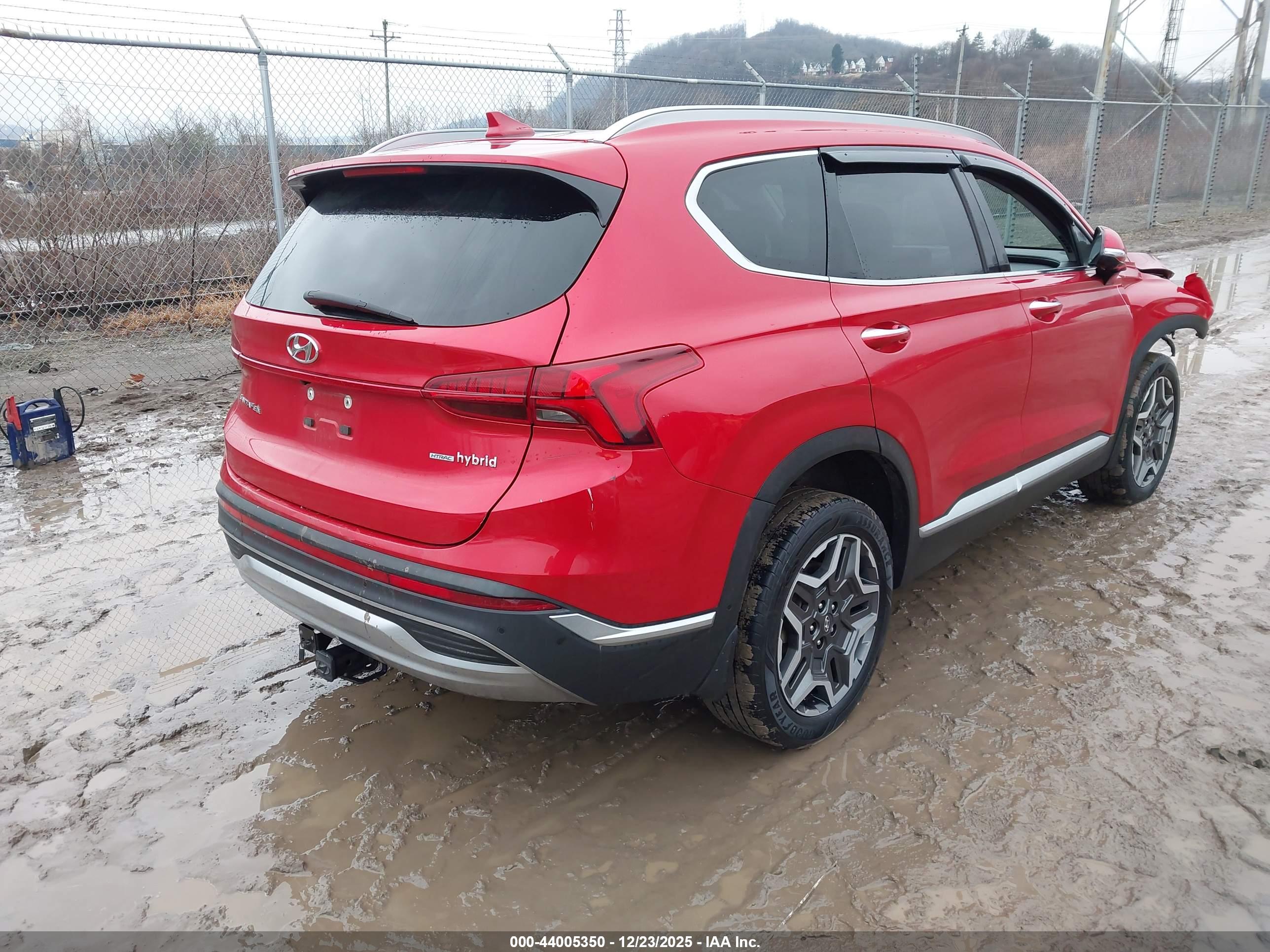 HYUNDAI SANTA image 4