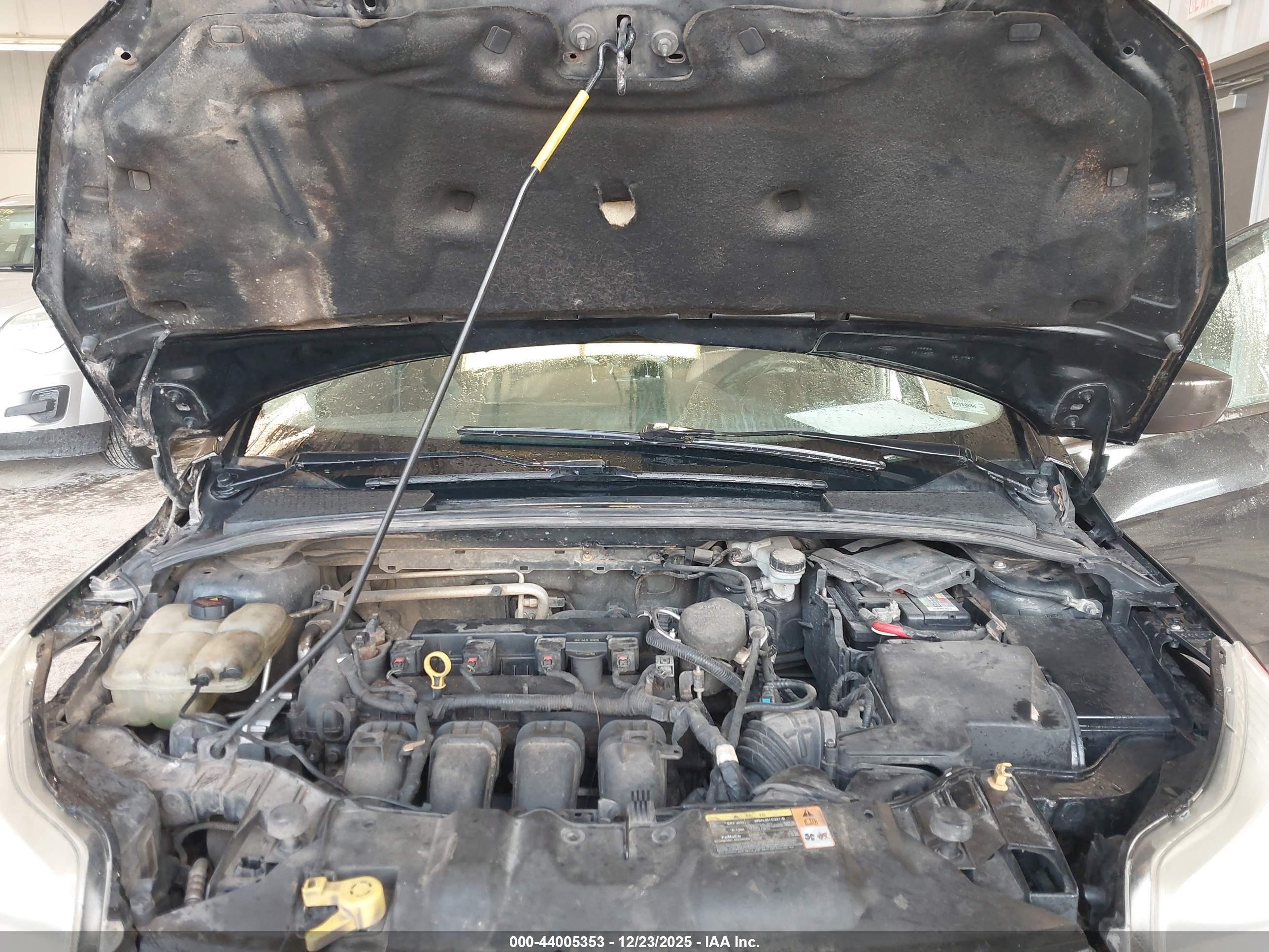 FORD FOCUS image 10