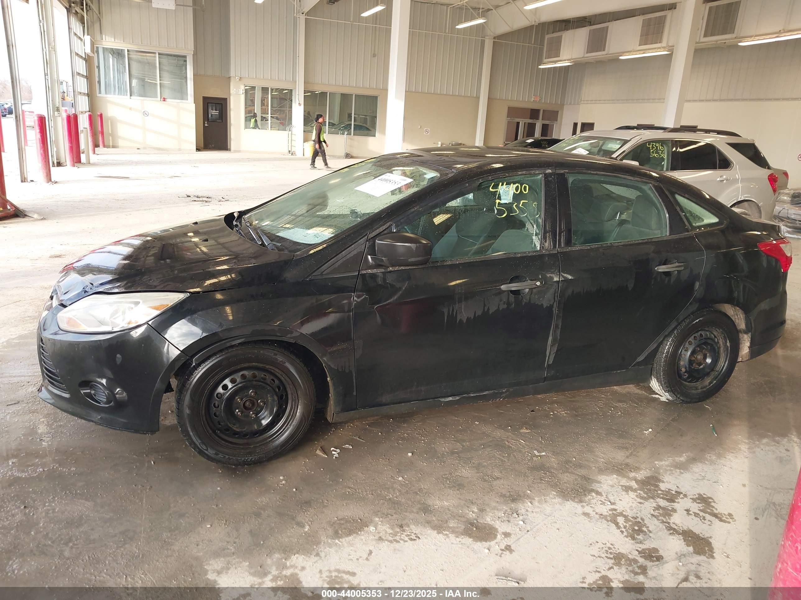 FORD FOCUS image 6