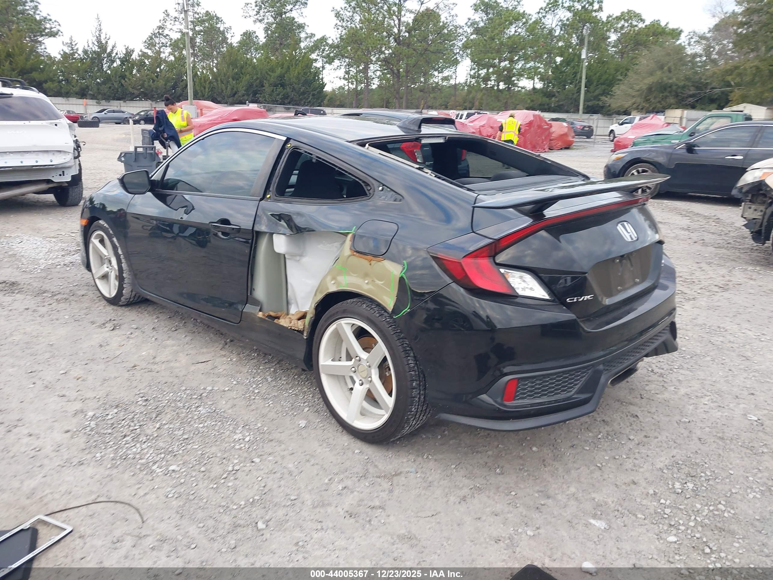 HONDA CIVIC image 3