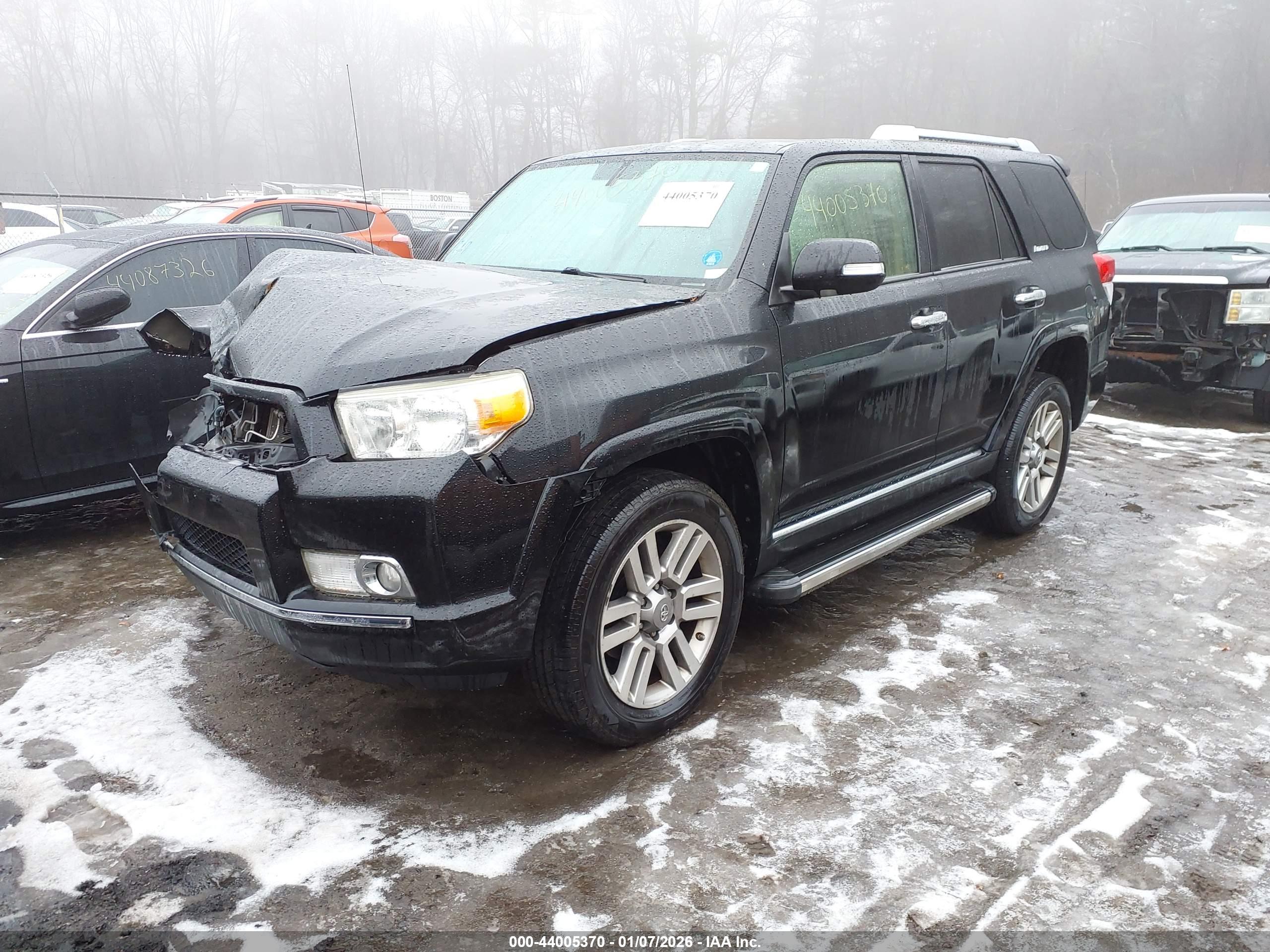 TOYOTA 4RUNNER image 2