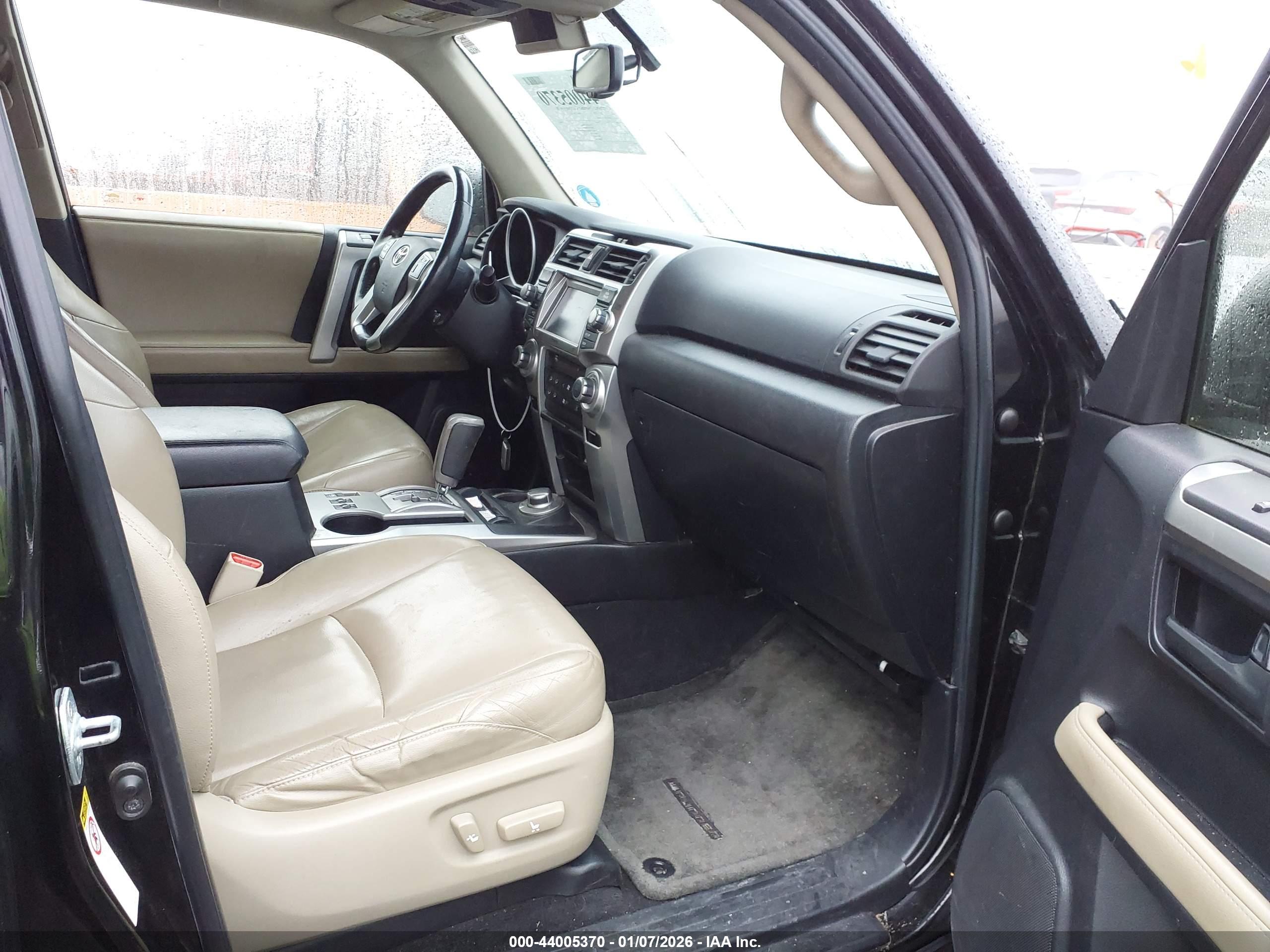 TOYOTA 4RUNNER image 5
