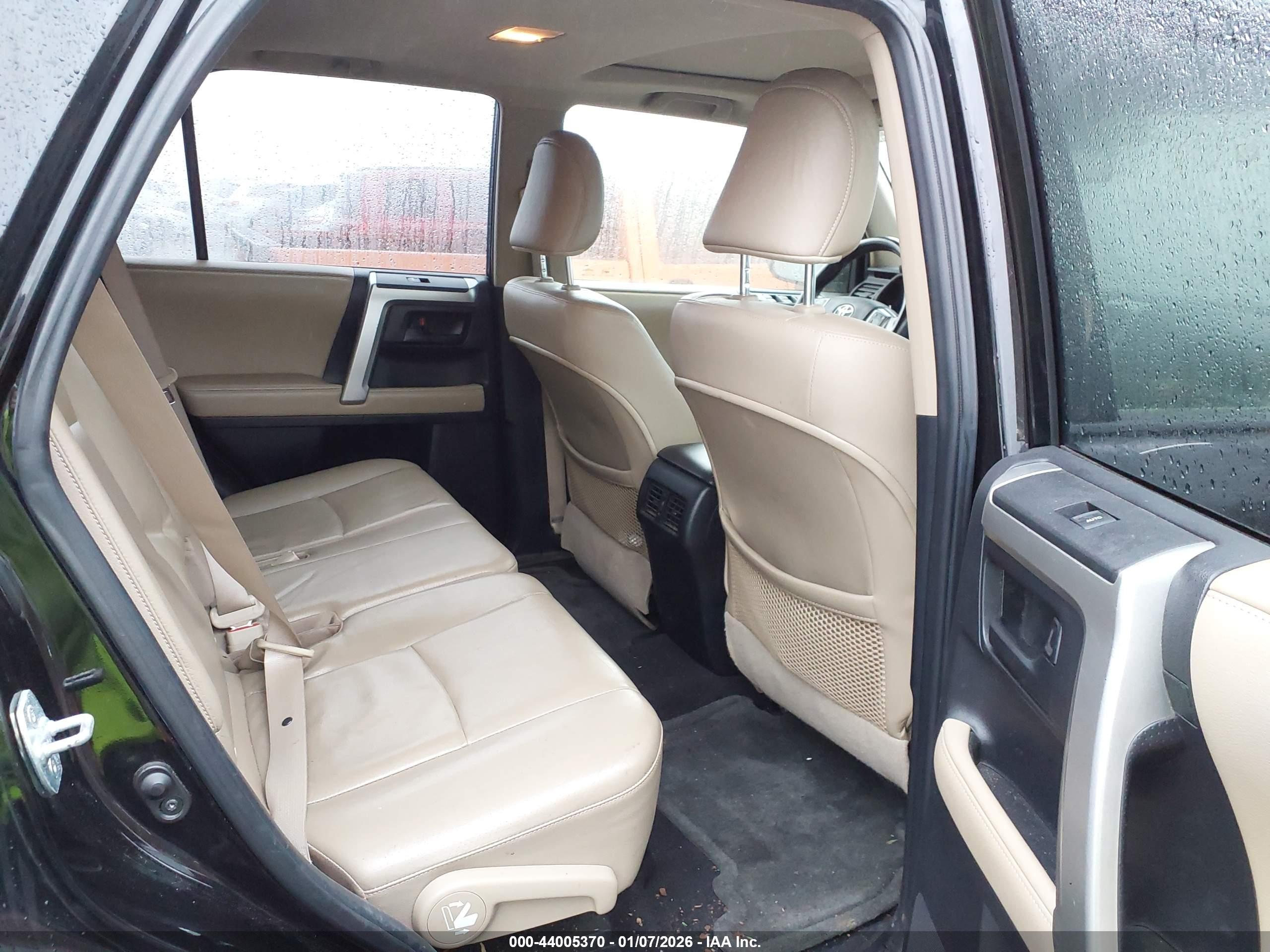 TOYOTA 4RUNNER image 8