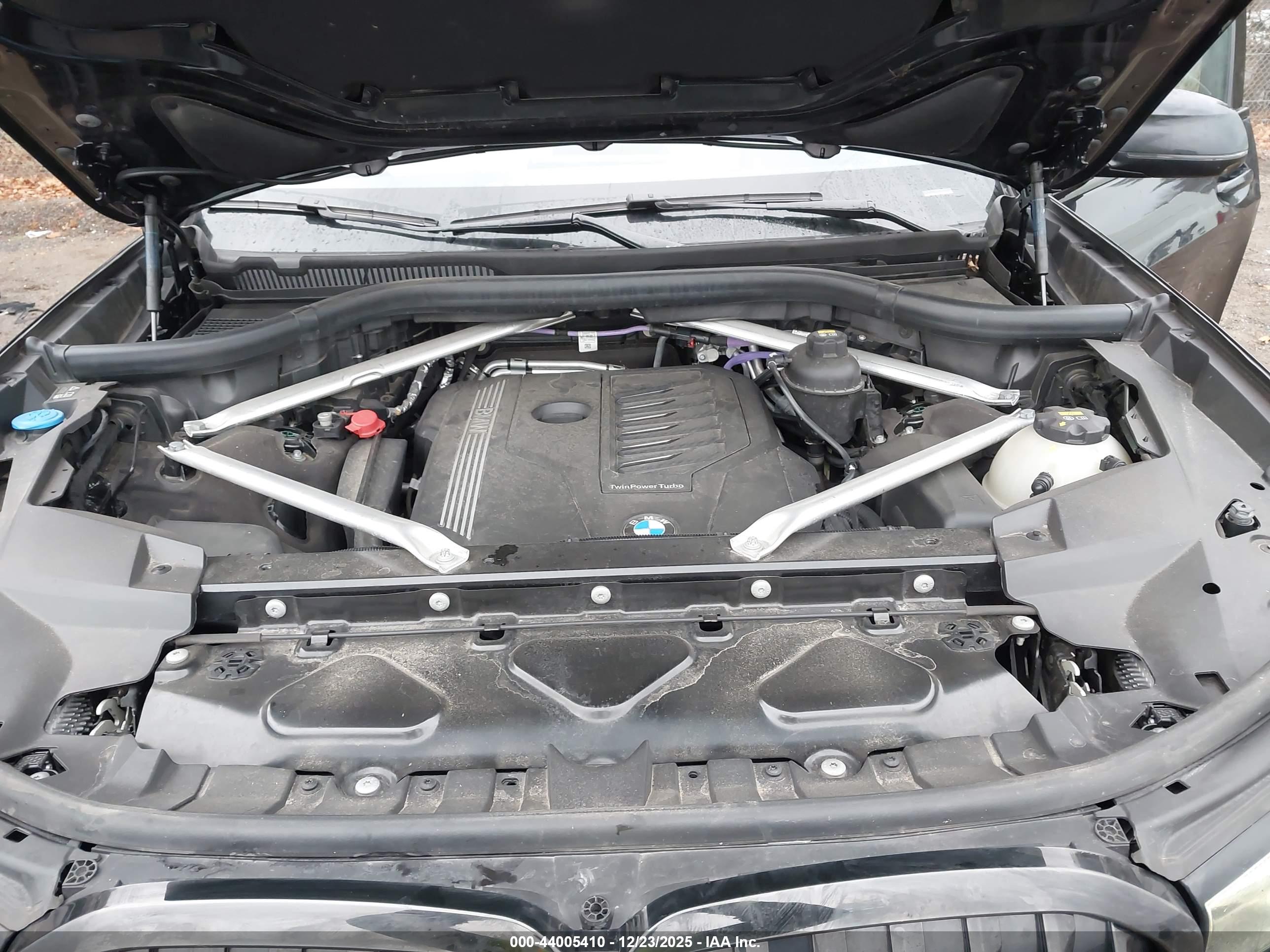 BMW X7 image 10