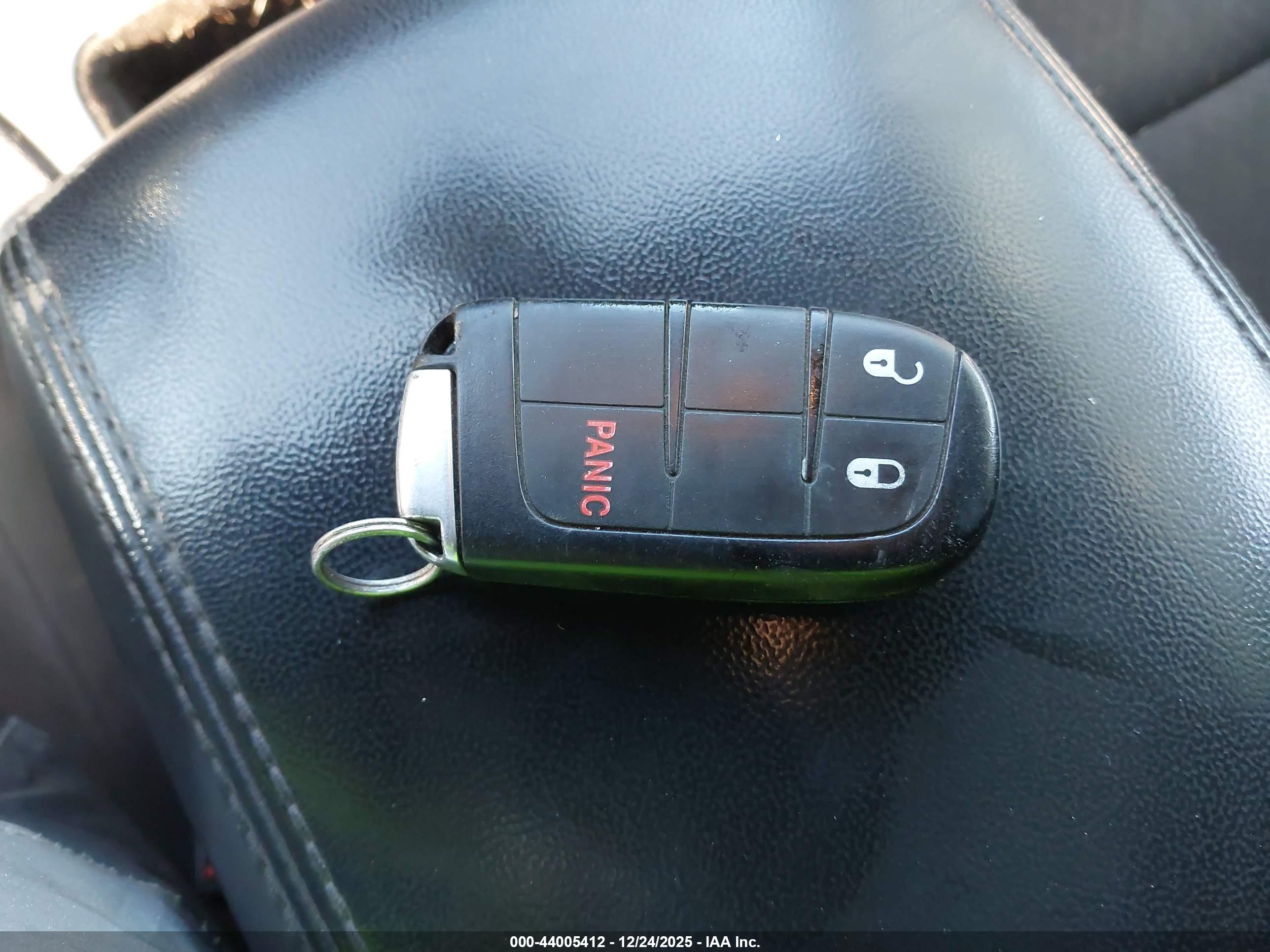 JEEP GRAND image 11