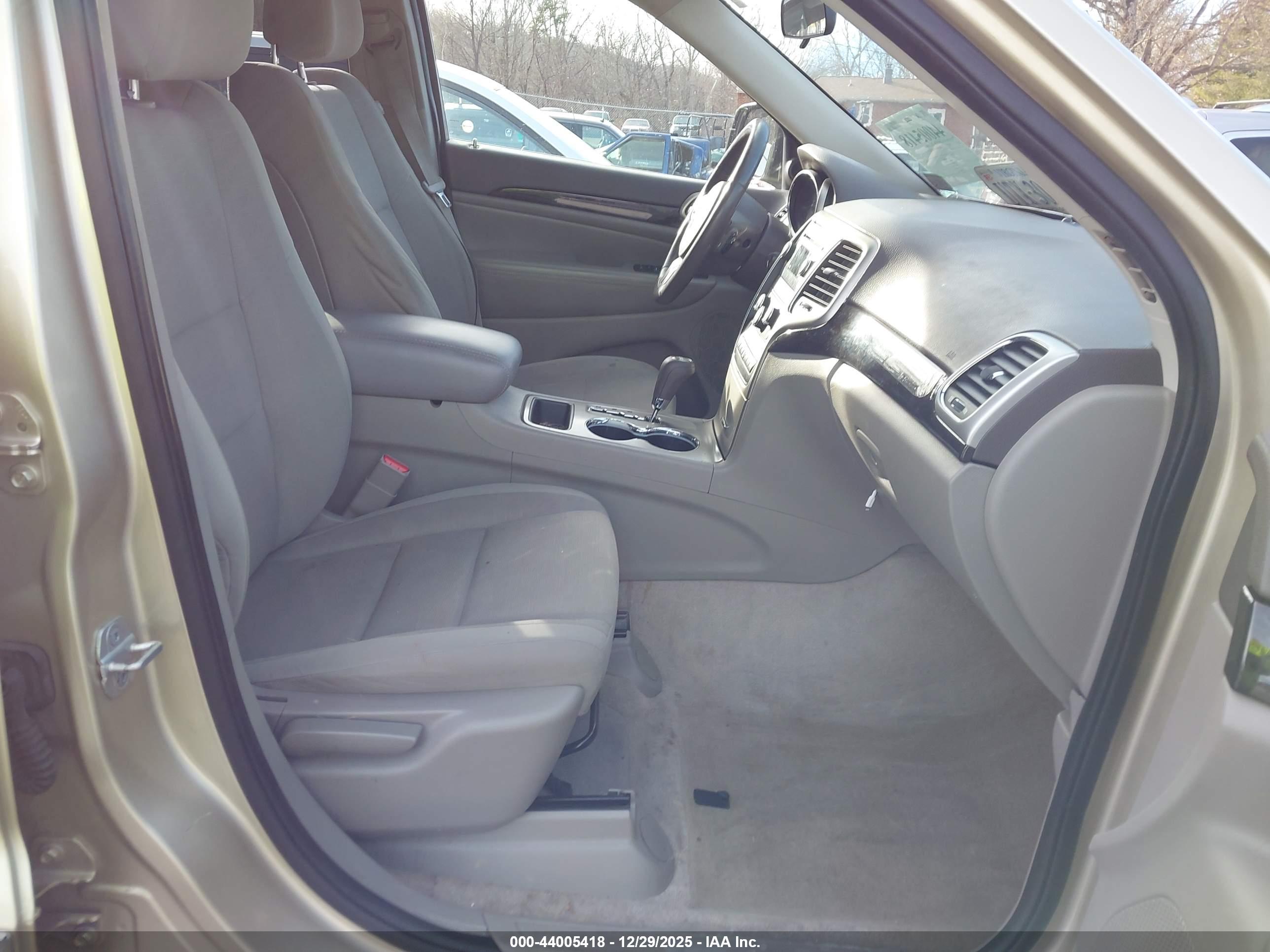JEEP GRAND image 5