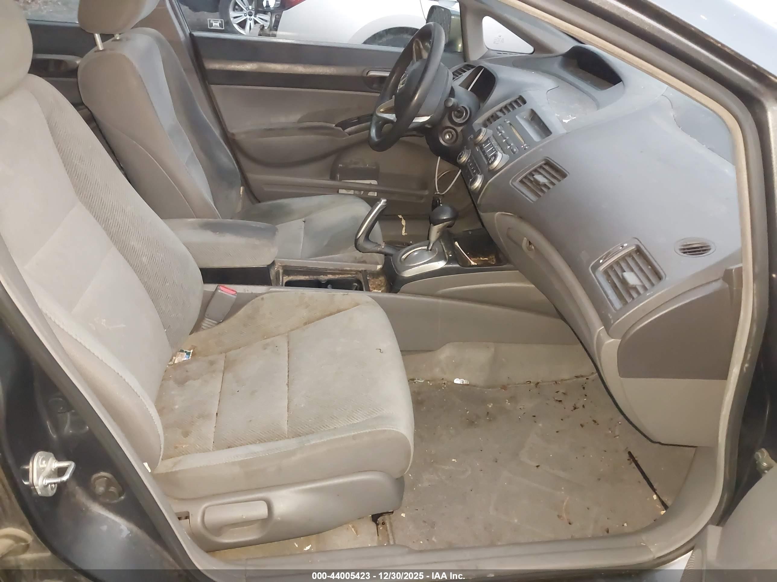 HONDA CIVIC image 5