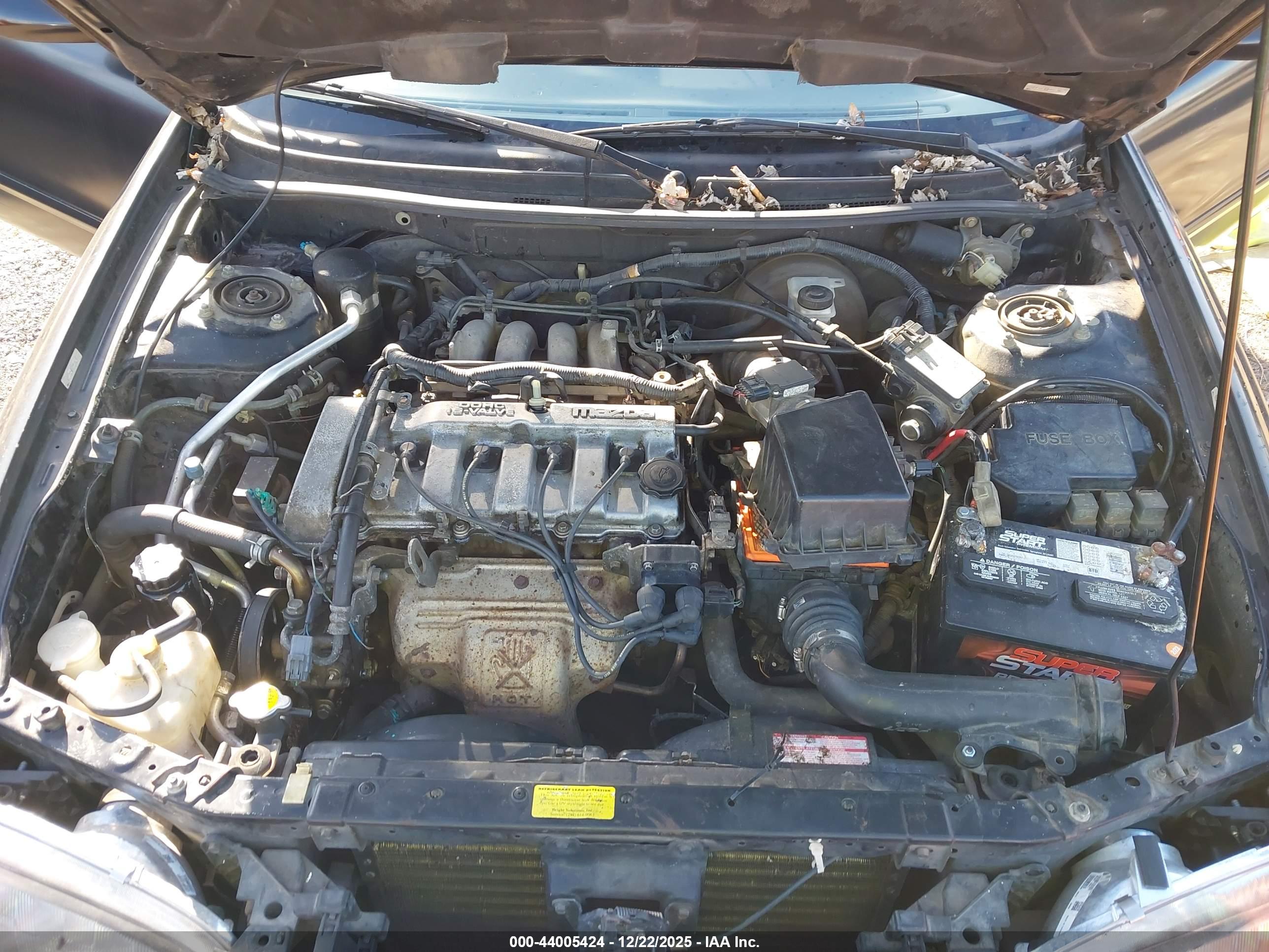 MAZDA 626 image 10