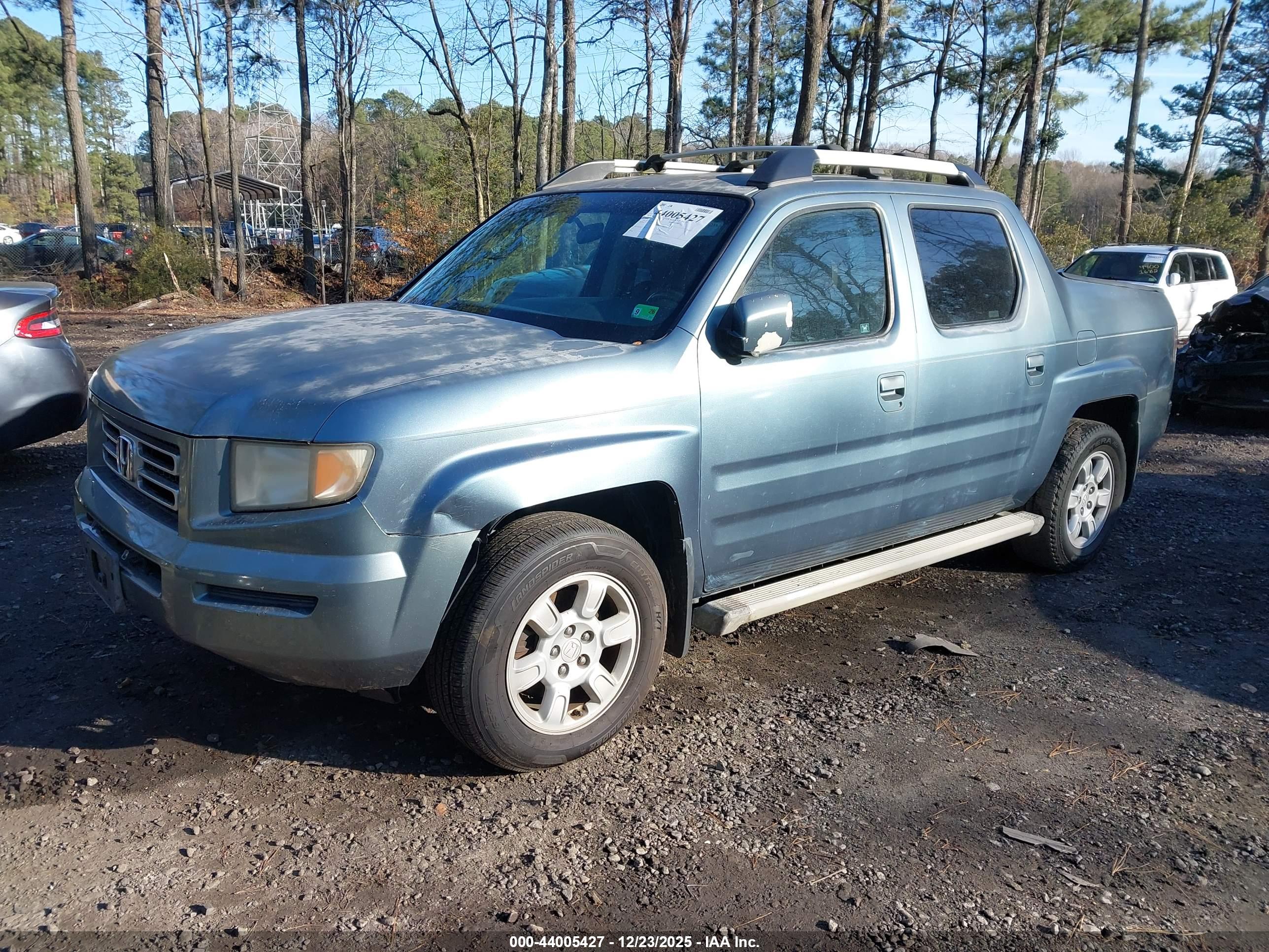 HONDA RIDGELINE image 2