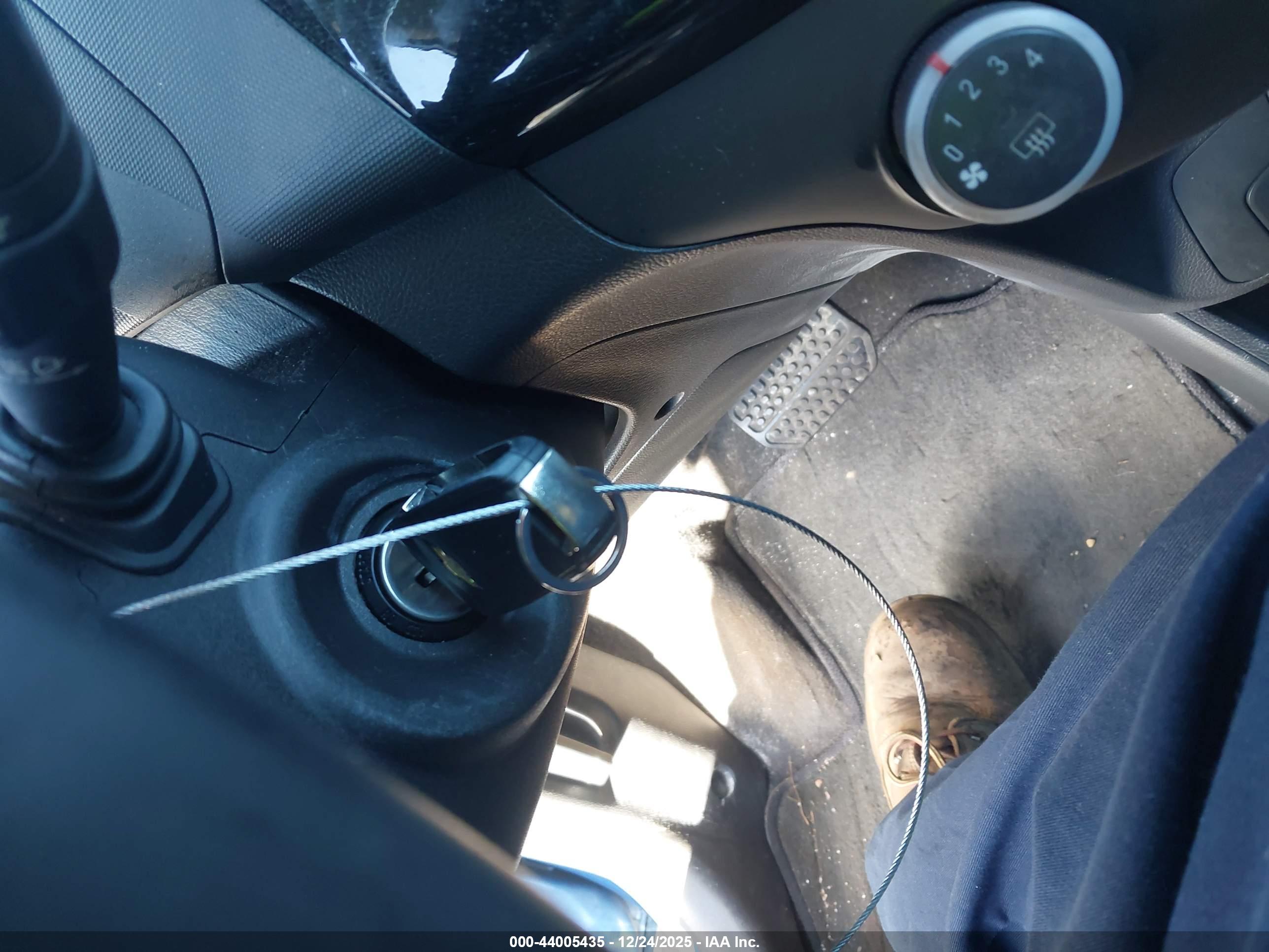CHEVROLET SPARK image 11