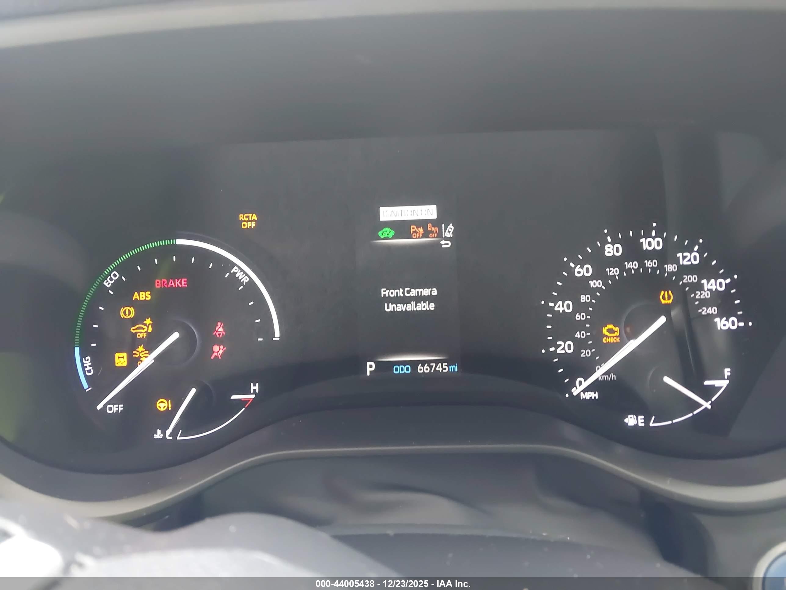 TOYOTA SIENNA image 7