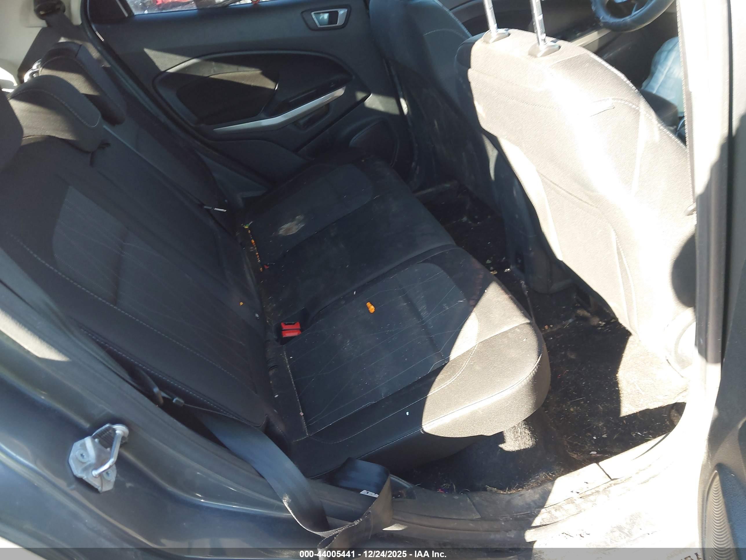 FORD ECOSPORT image 8