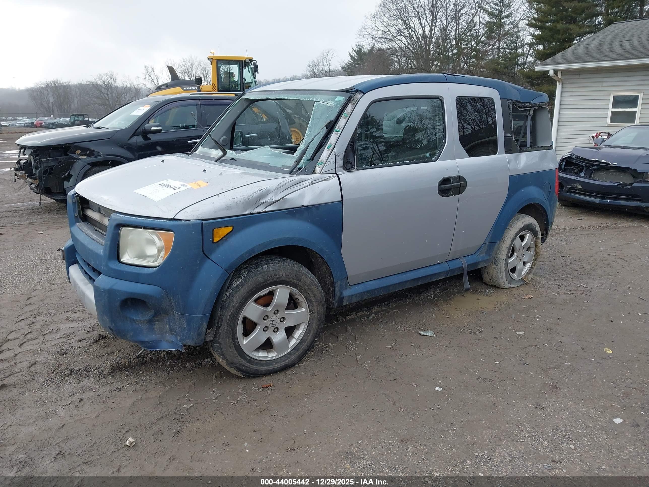 HONDA ELEMENT image 2