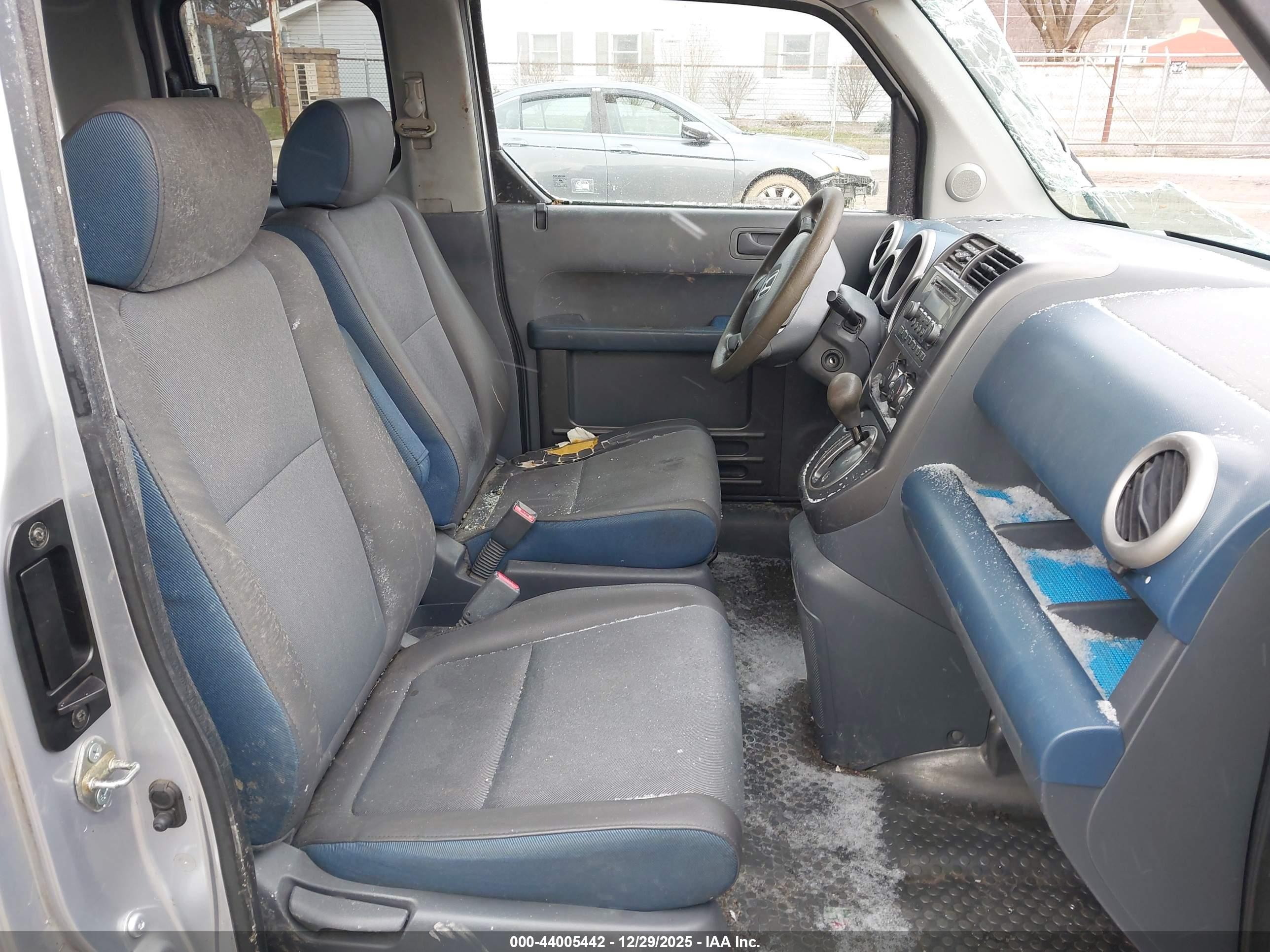 HONDA ELEMENT image 5