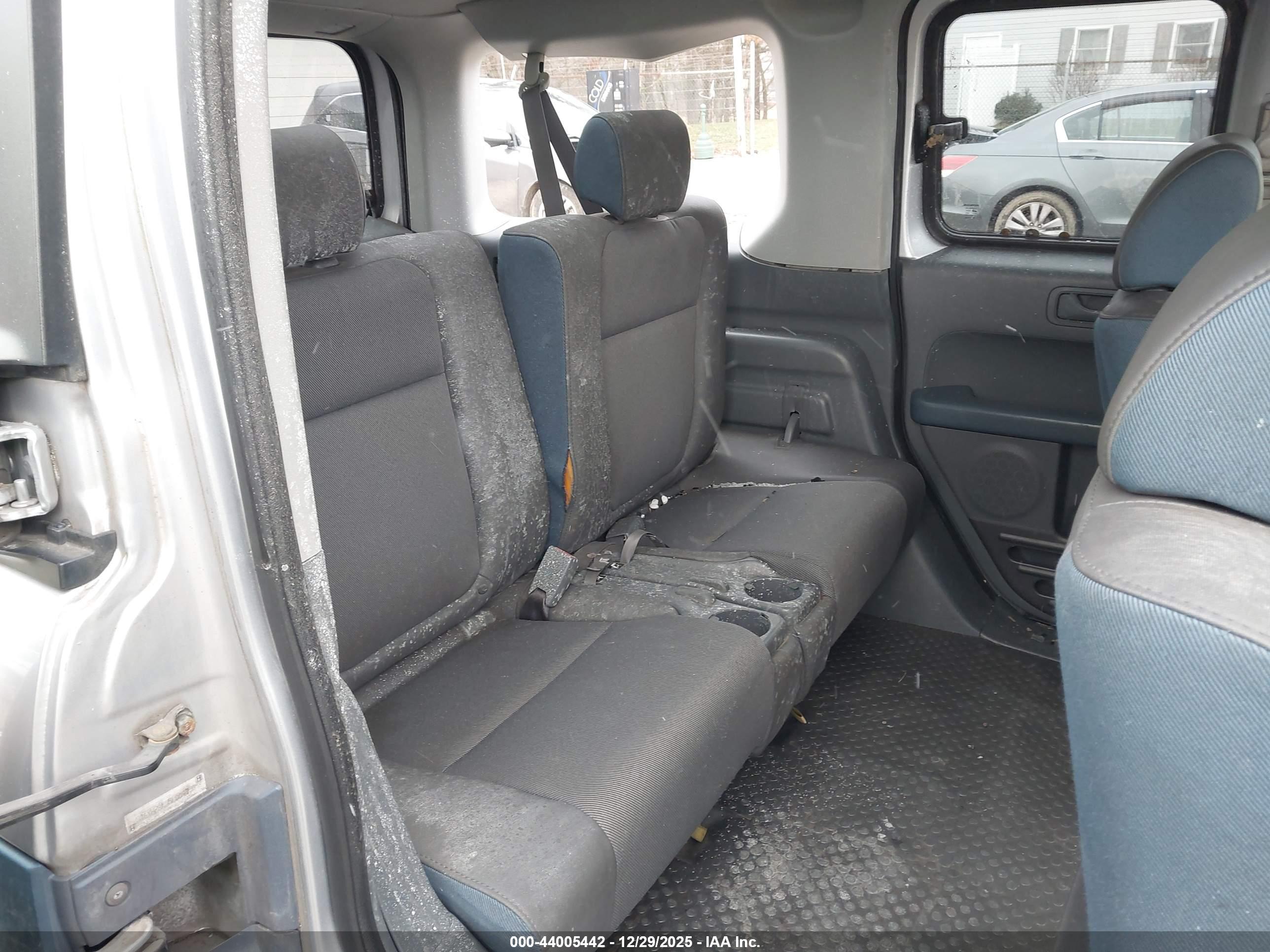 HONDA ELEMENT image 8