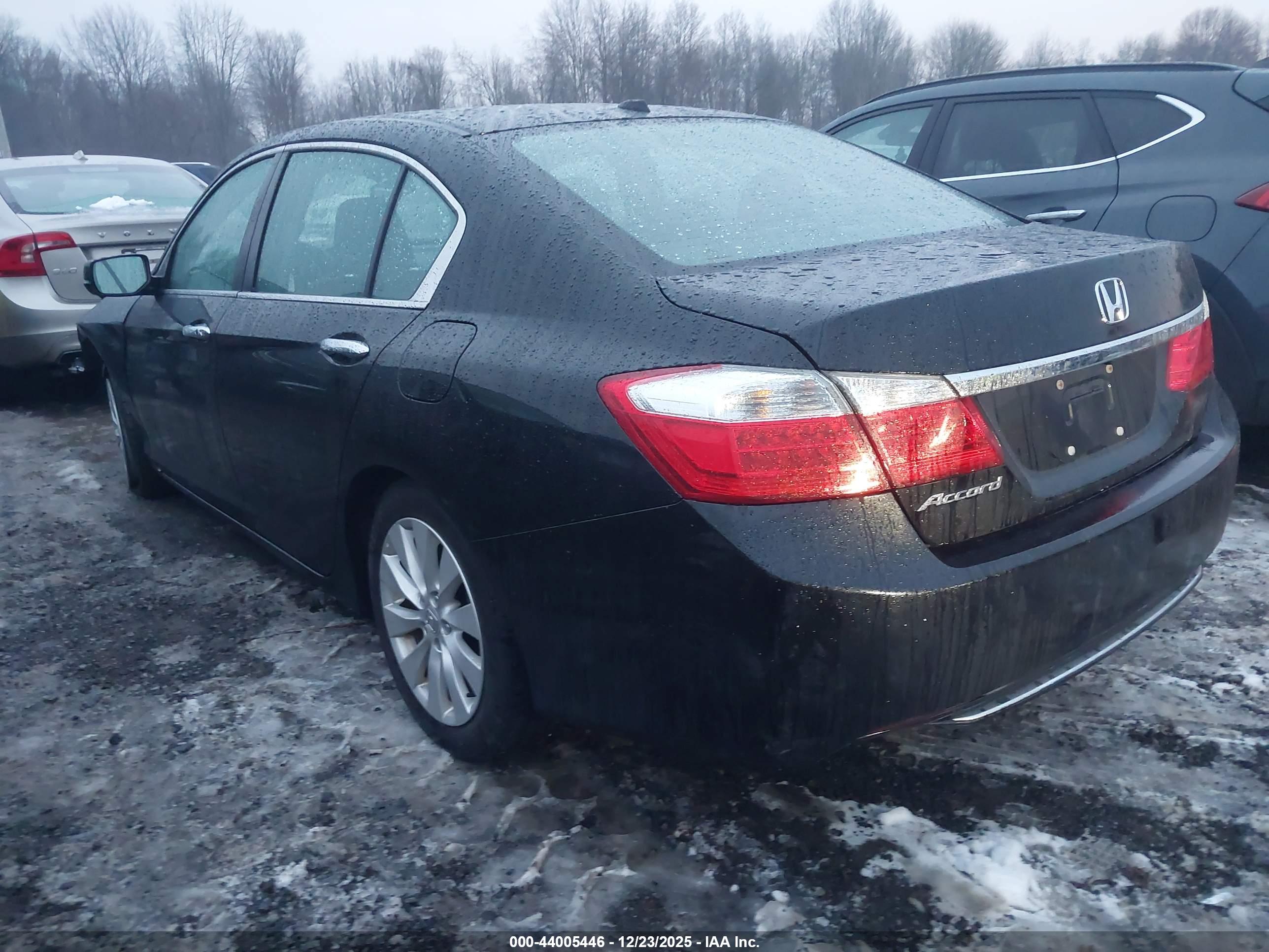 HONDA ACCORD image 3
