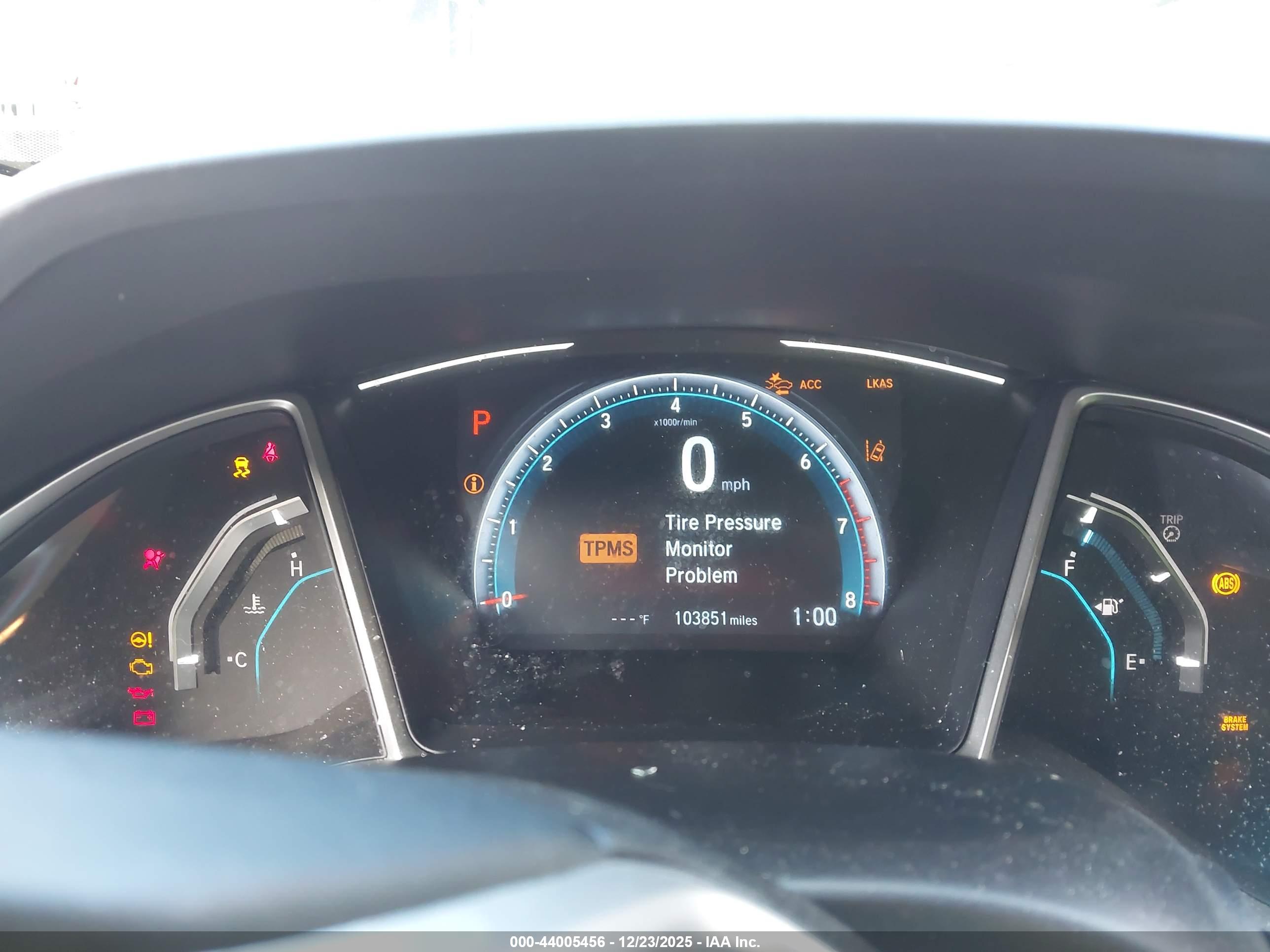 HONDA CIVIC image 7