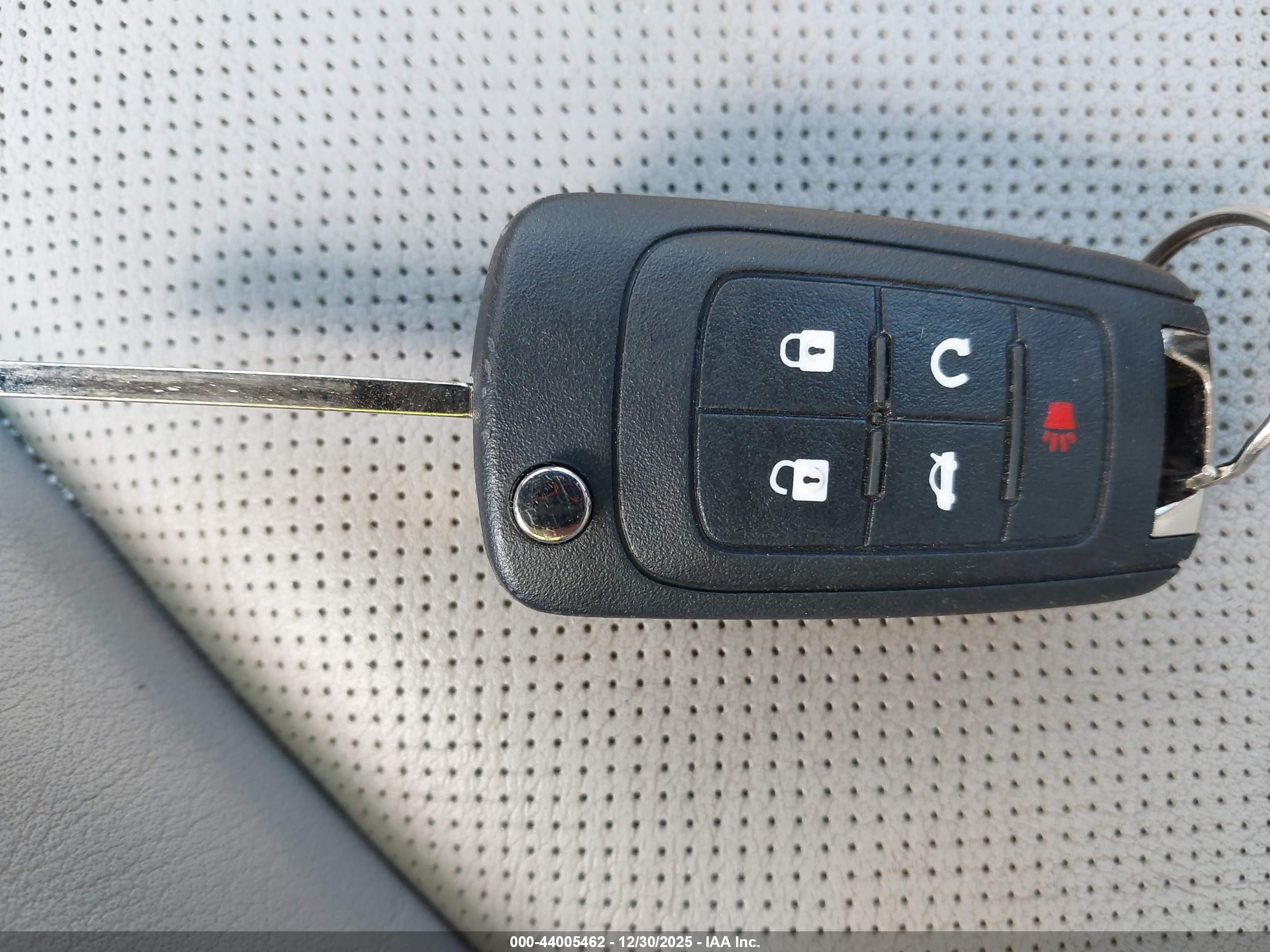 CHEVROLET EQUINOX image 11