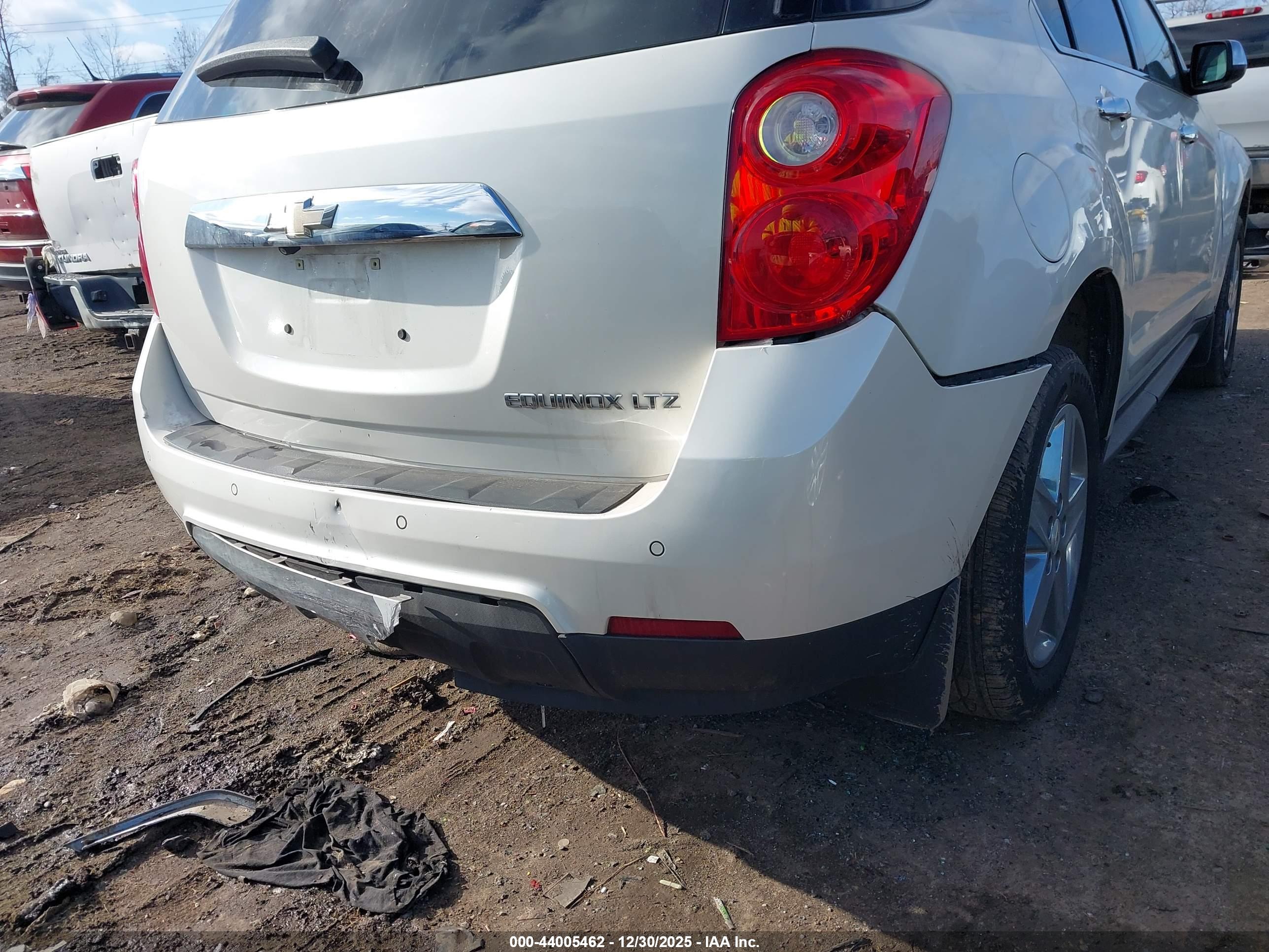 CHEVROLET EQUINOX image 6
