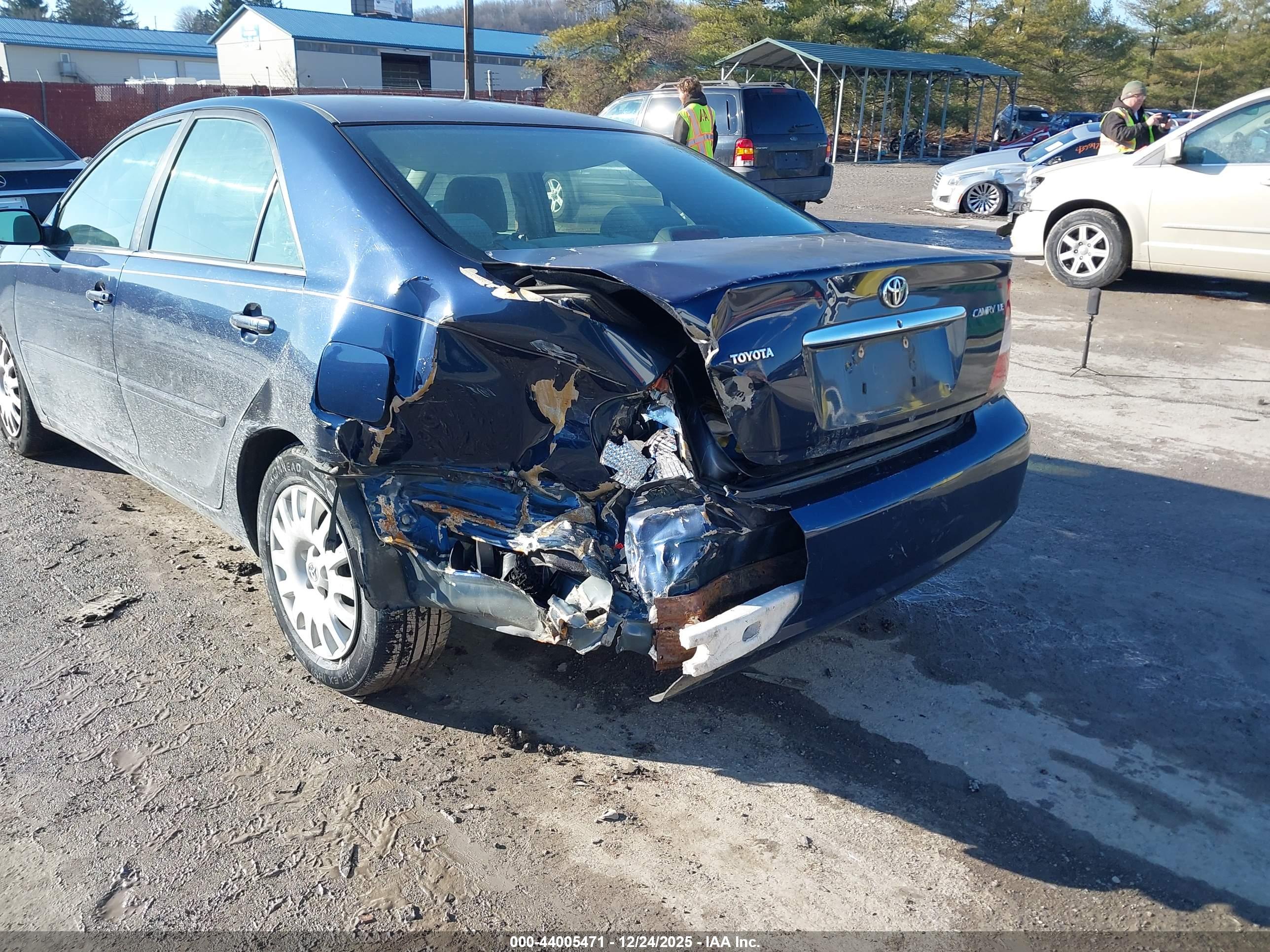 TOYOTA CAMRY image 6