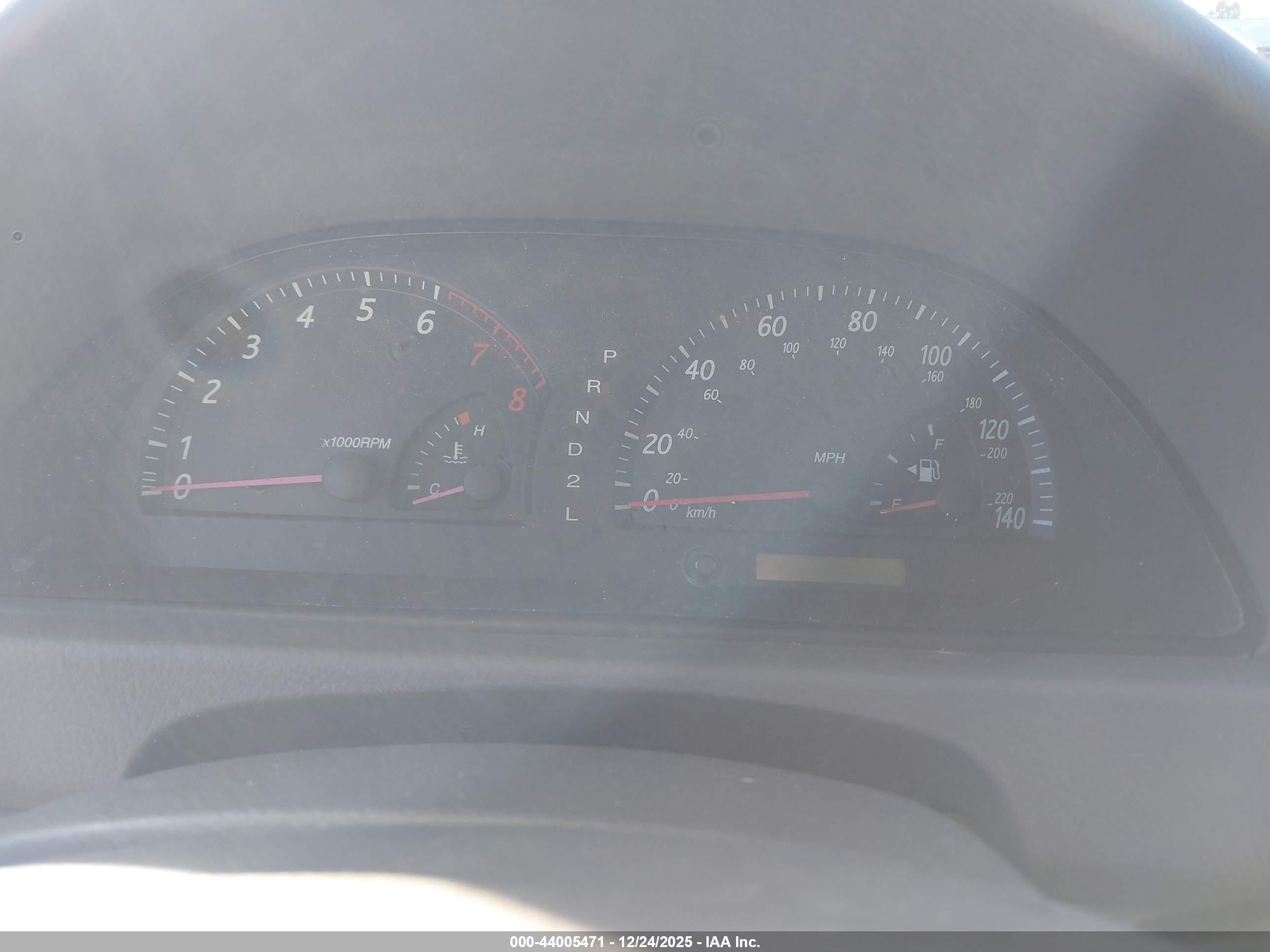 TOYOTA CAMRY image 7