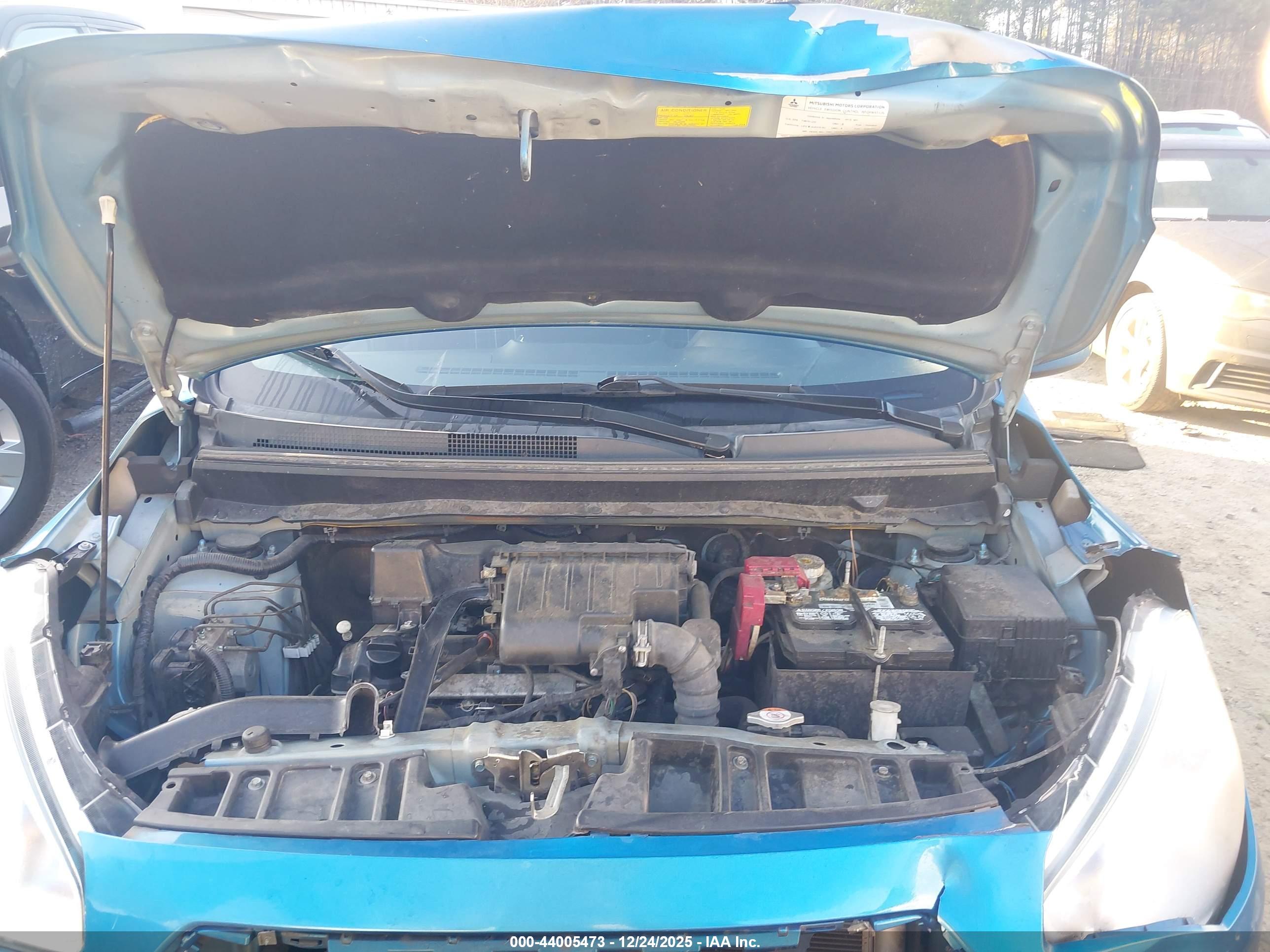 MITSUBISHI MIRAGE image 10
