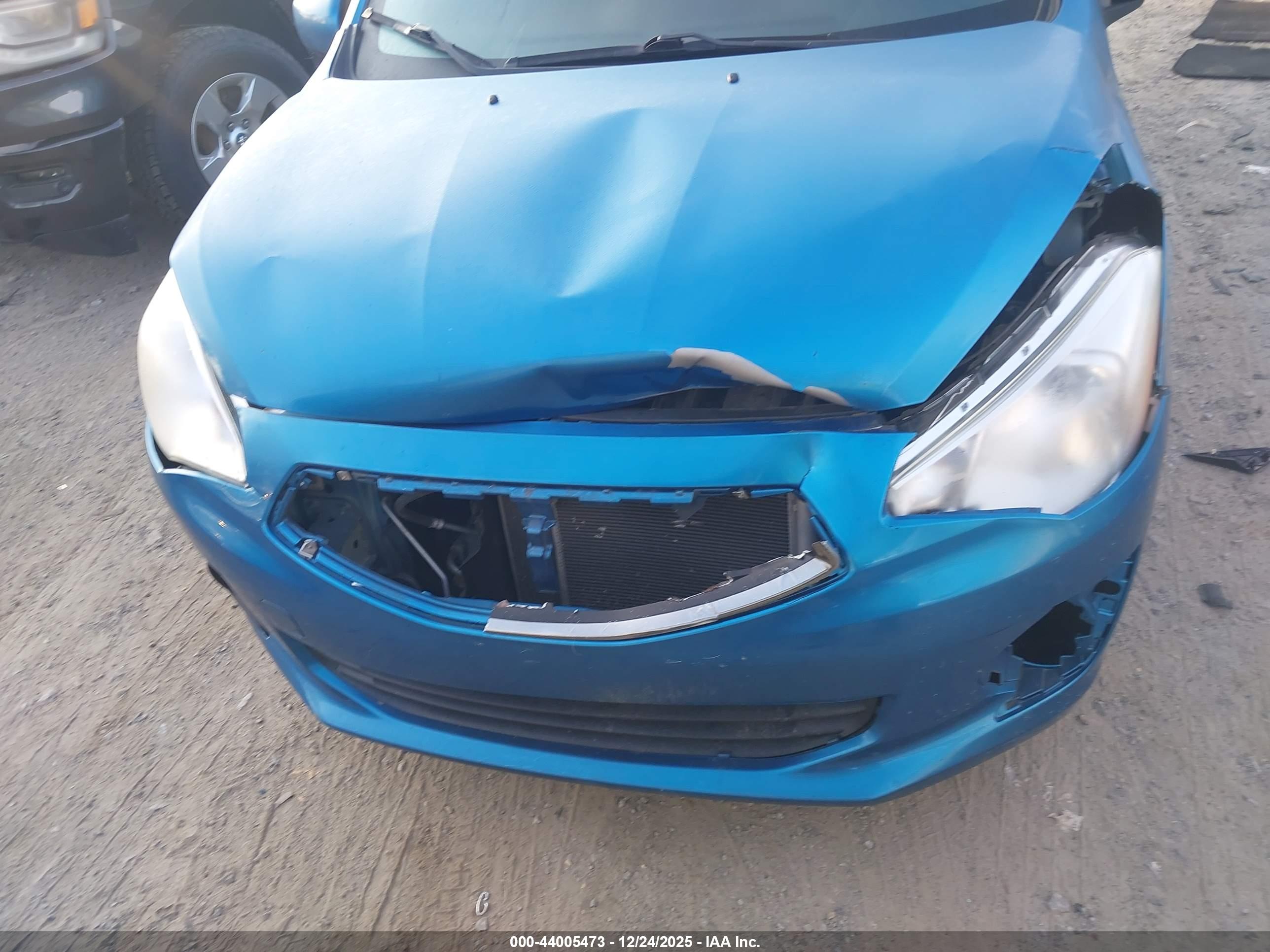 MITSUBISHI MIRAGE image 6