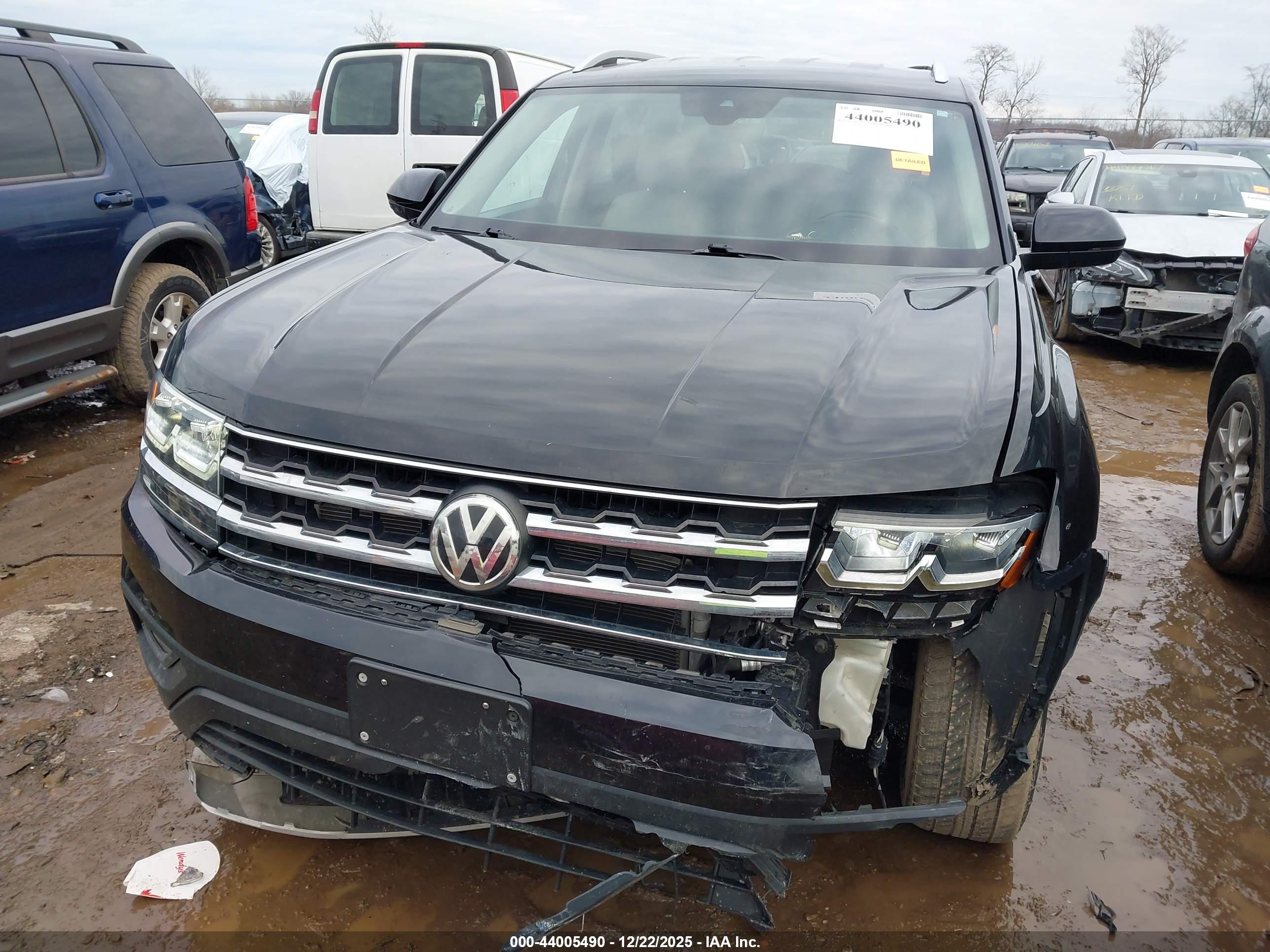VOLKSWAGEN ATLAS image 6