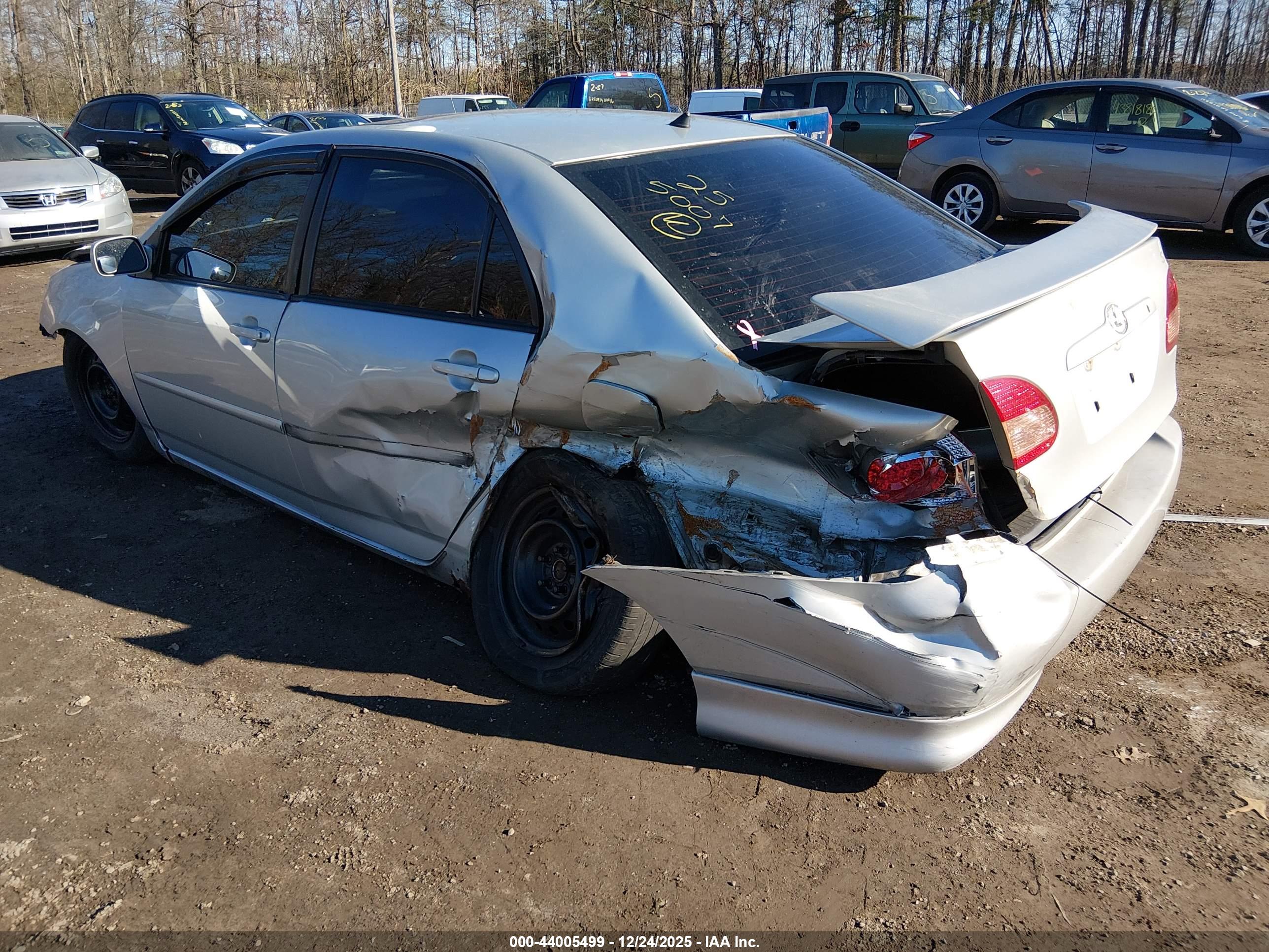 TOYOTA COROLLA image 3