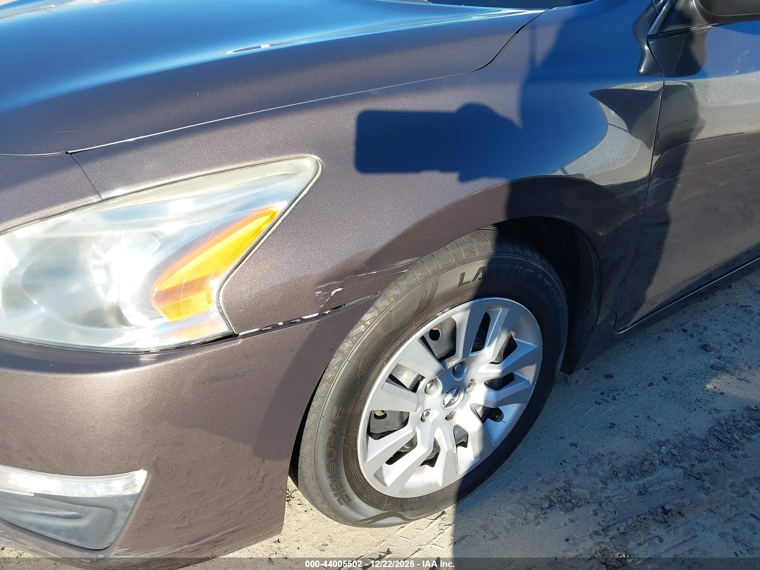 NISSAN ALTIMA image 6