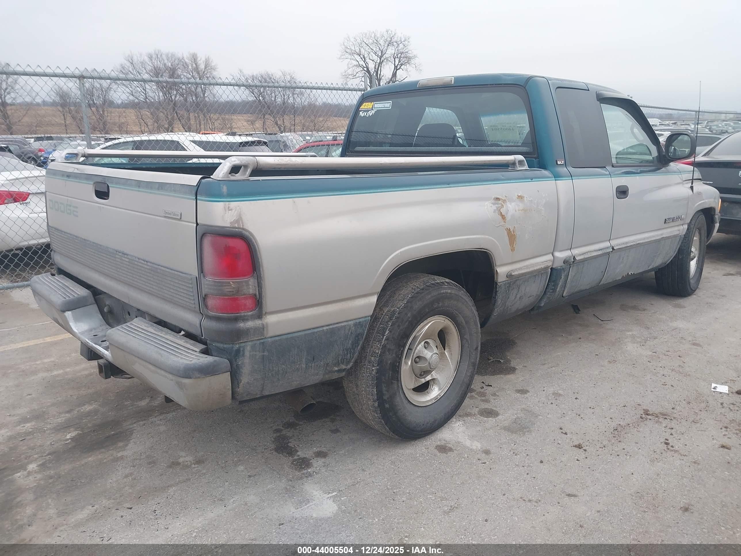 DODGE RAM image 4