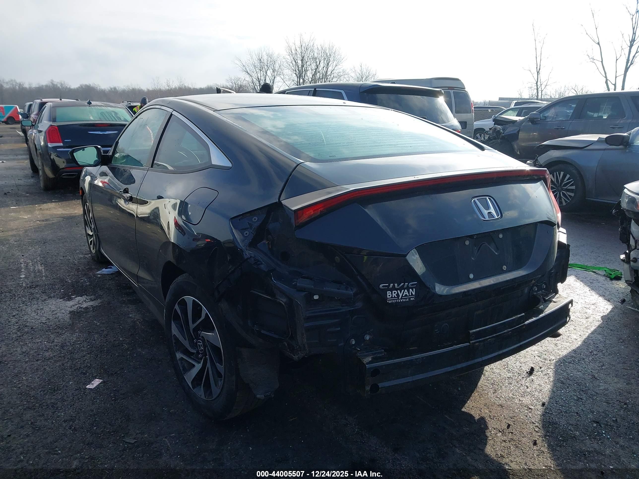 HONDA CIVIC image 3