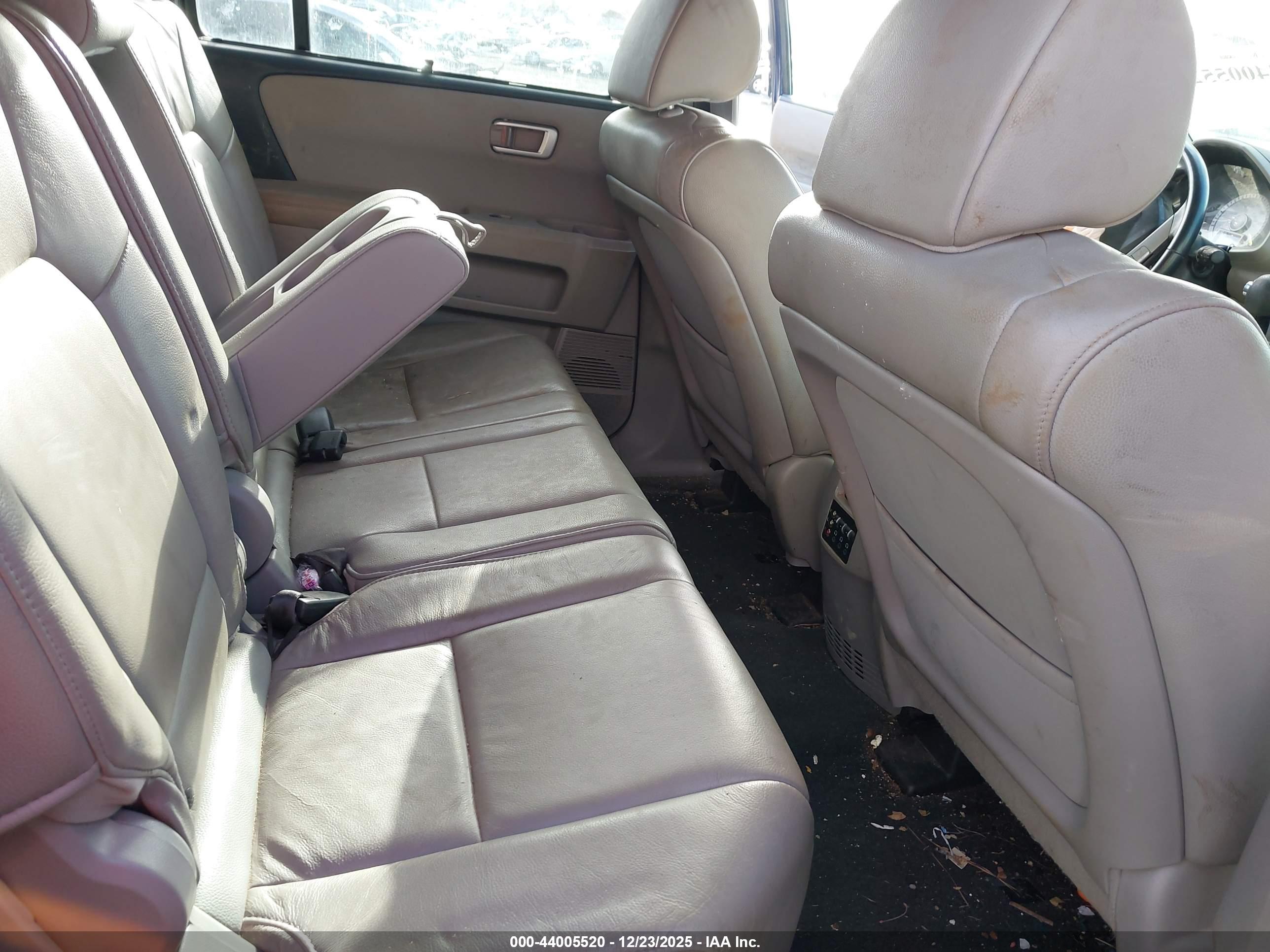 HONDA PILOT image 8