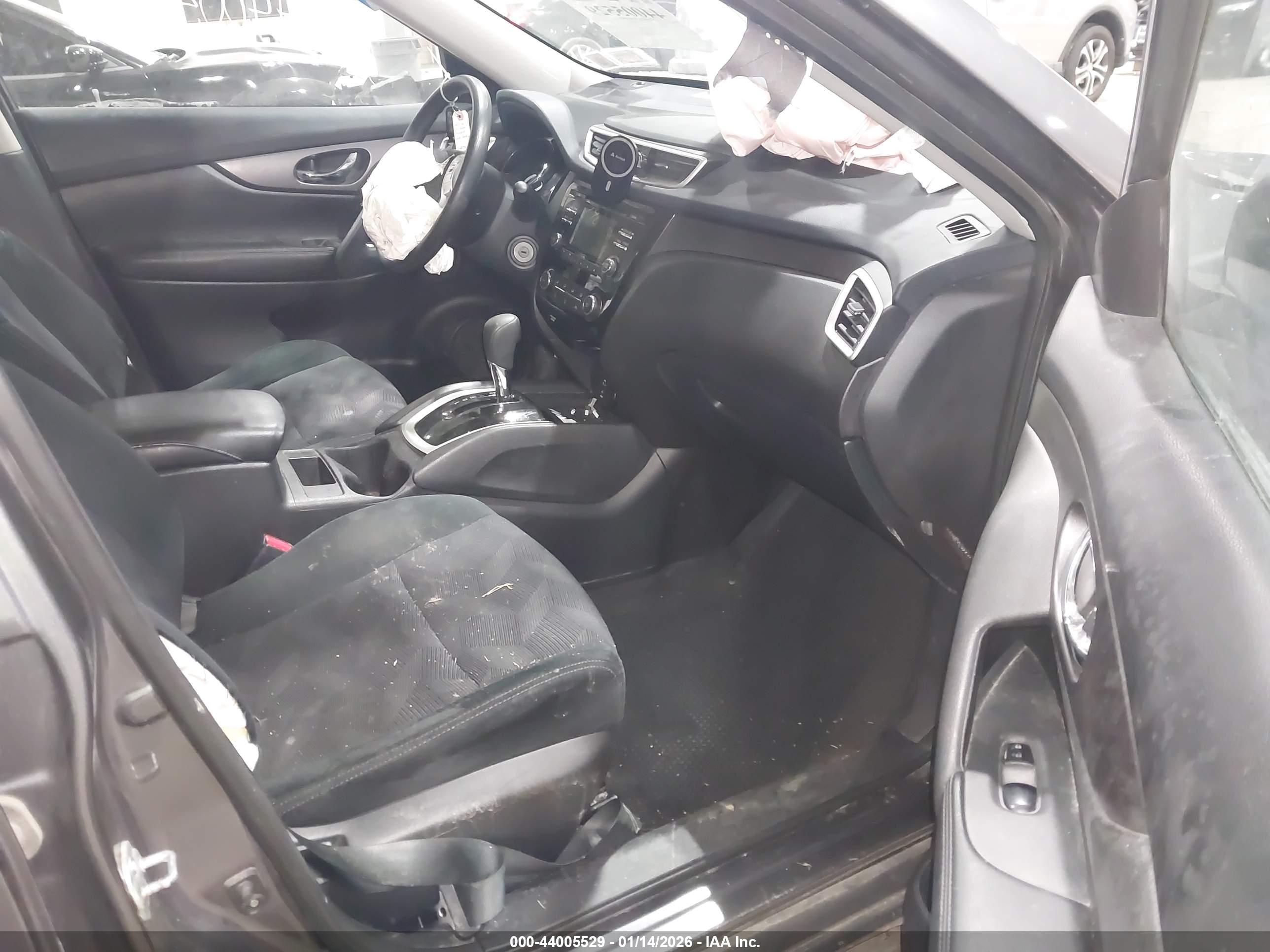 NISSAN ROGUE image 5