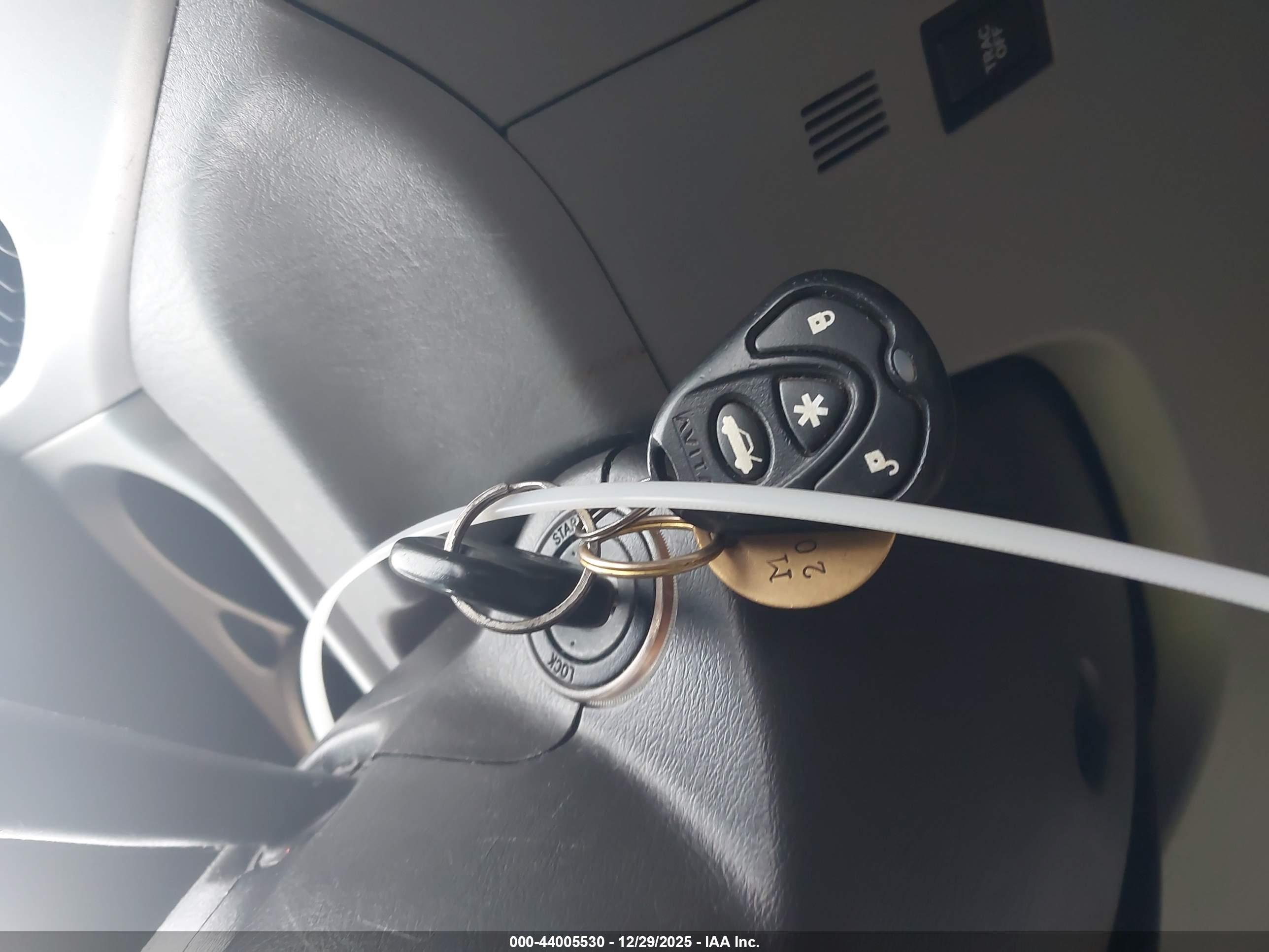 TOYOTA HIGHLANDER image 11