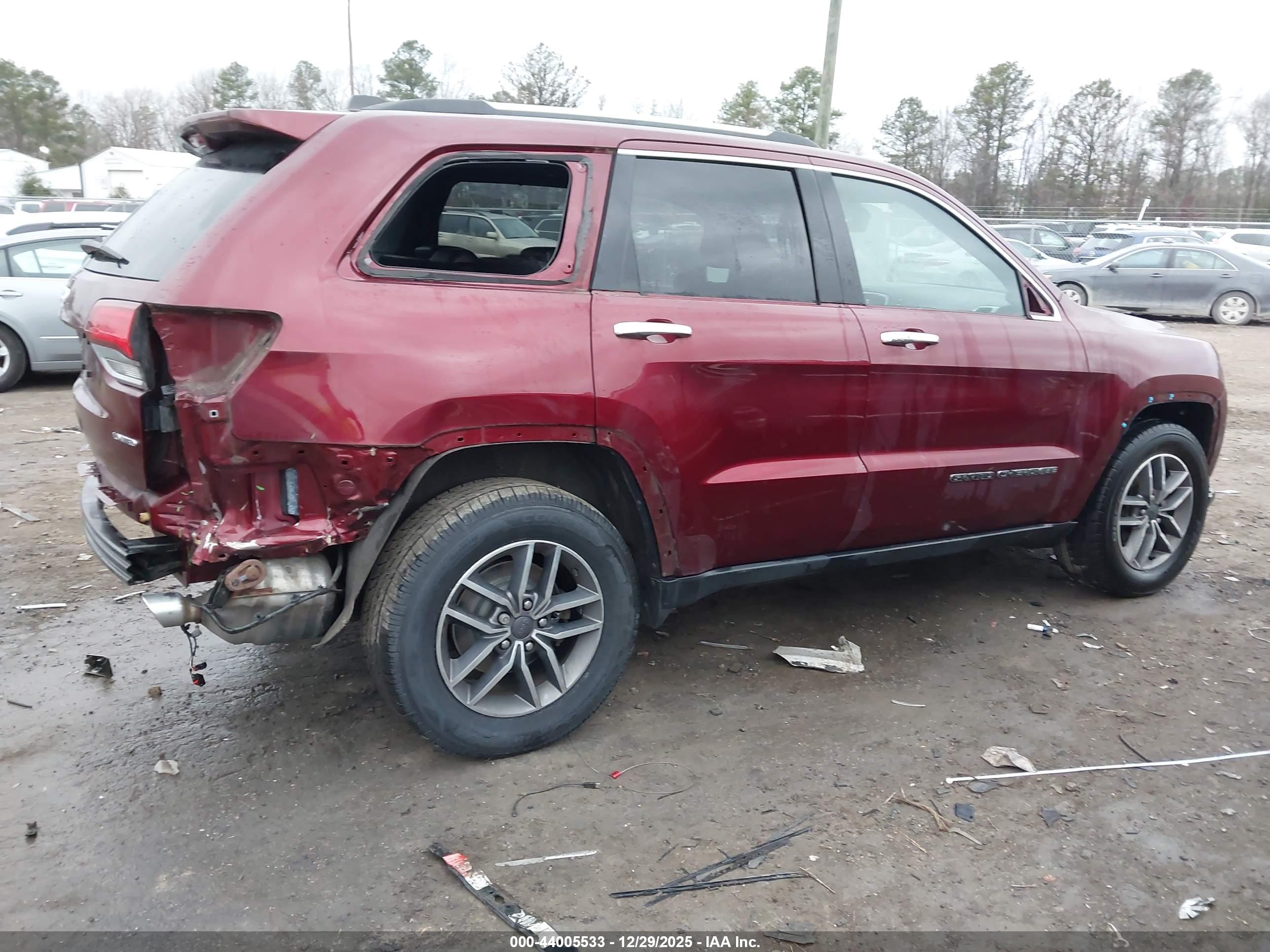 JEEP GRAND image 6