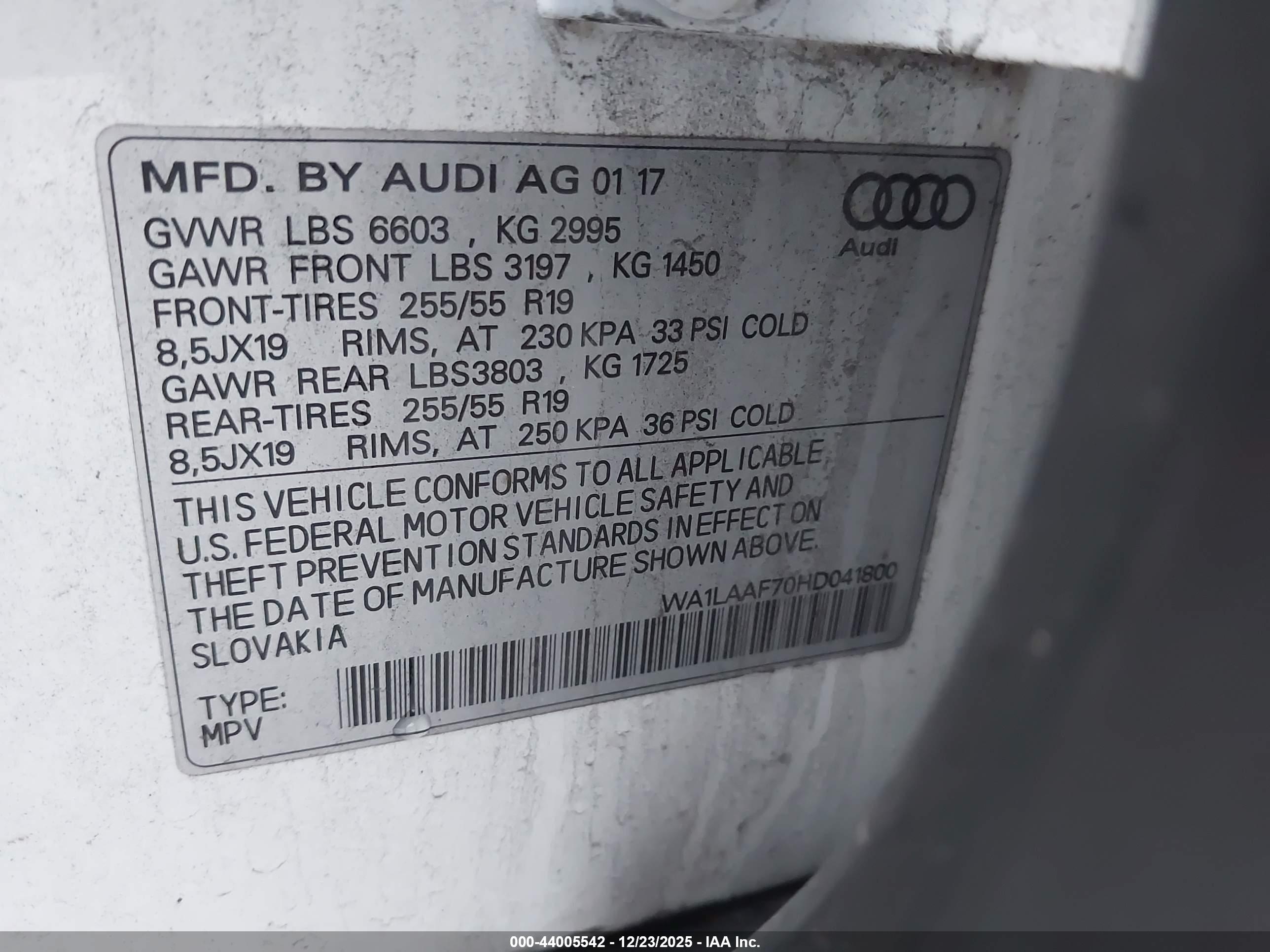 AUDI Q7 image 9
