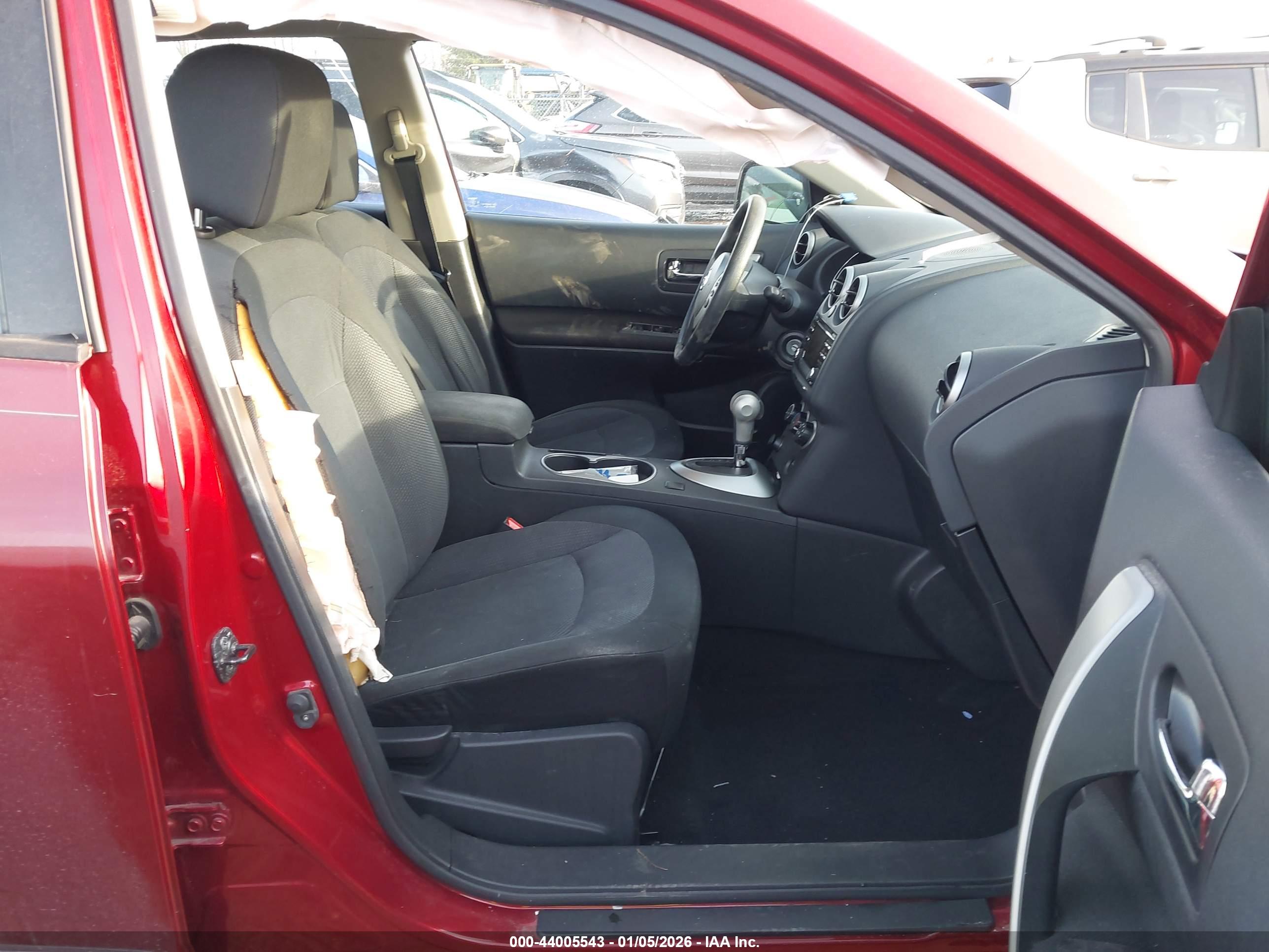 NISSAN ROGUE image 5