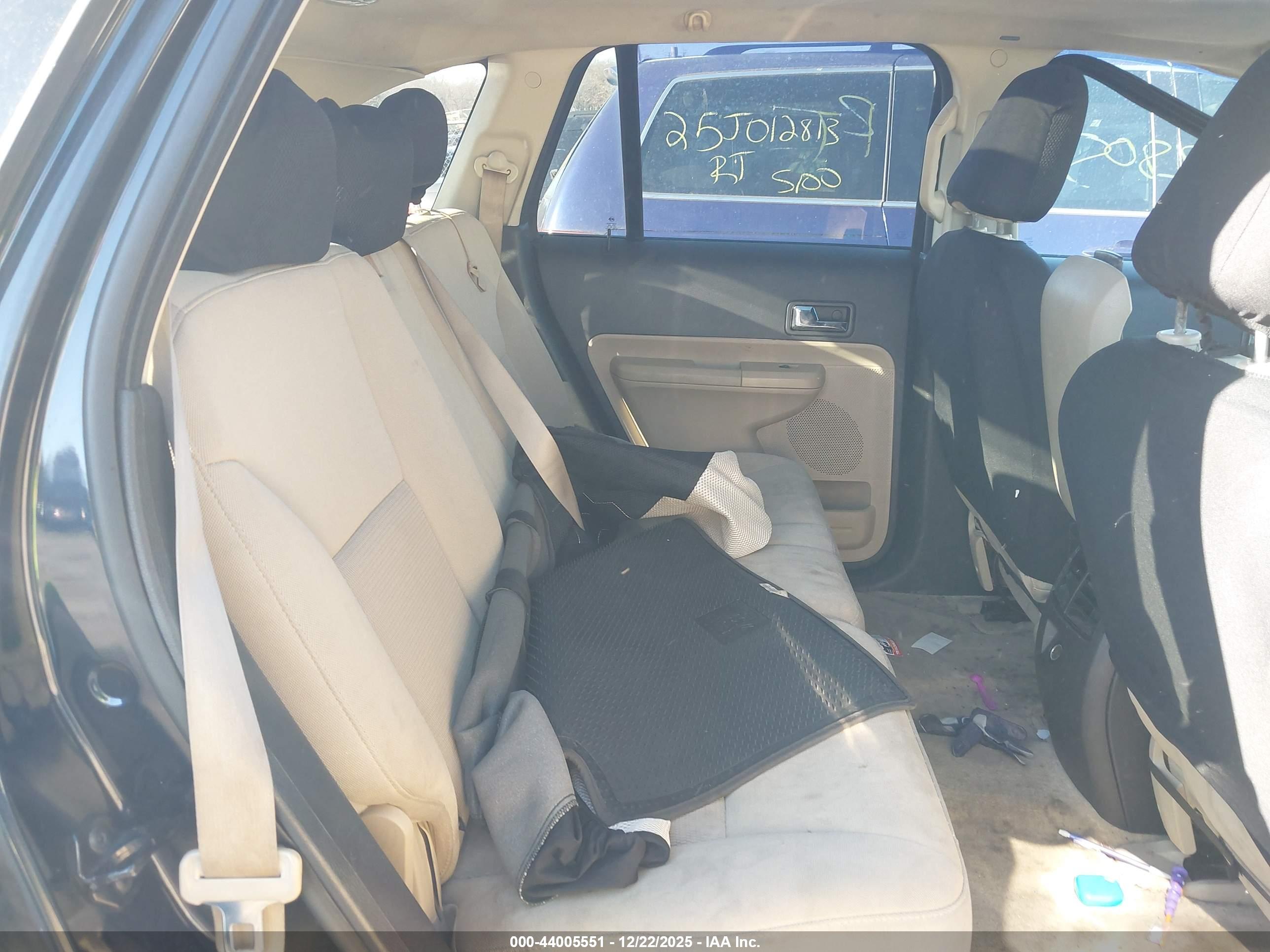 FORD EDGE image 8