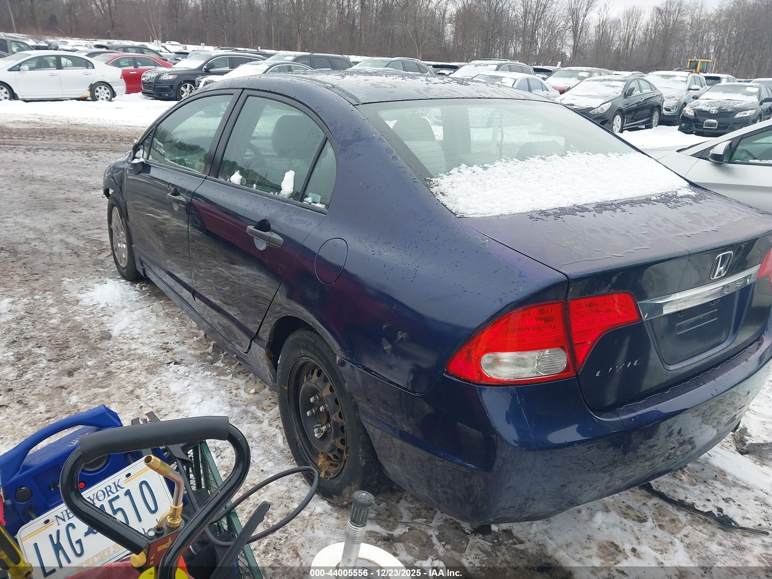 HONDA CIVIC image 3