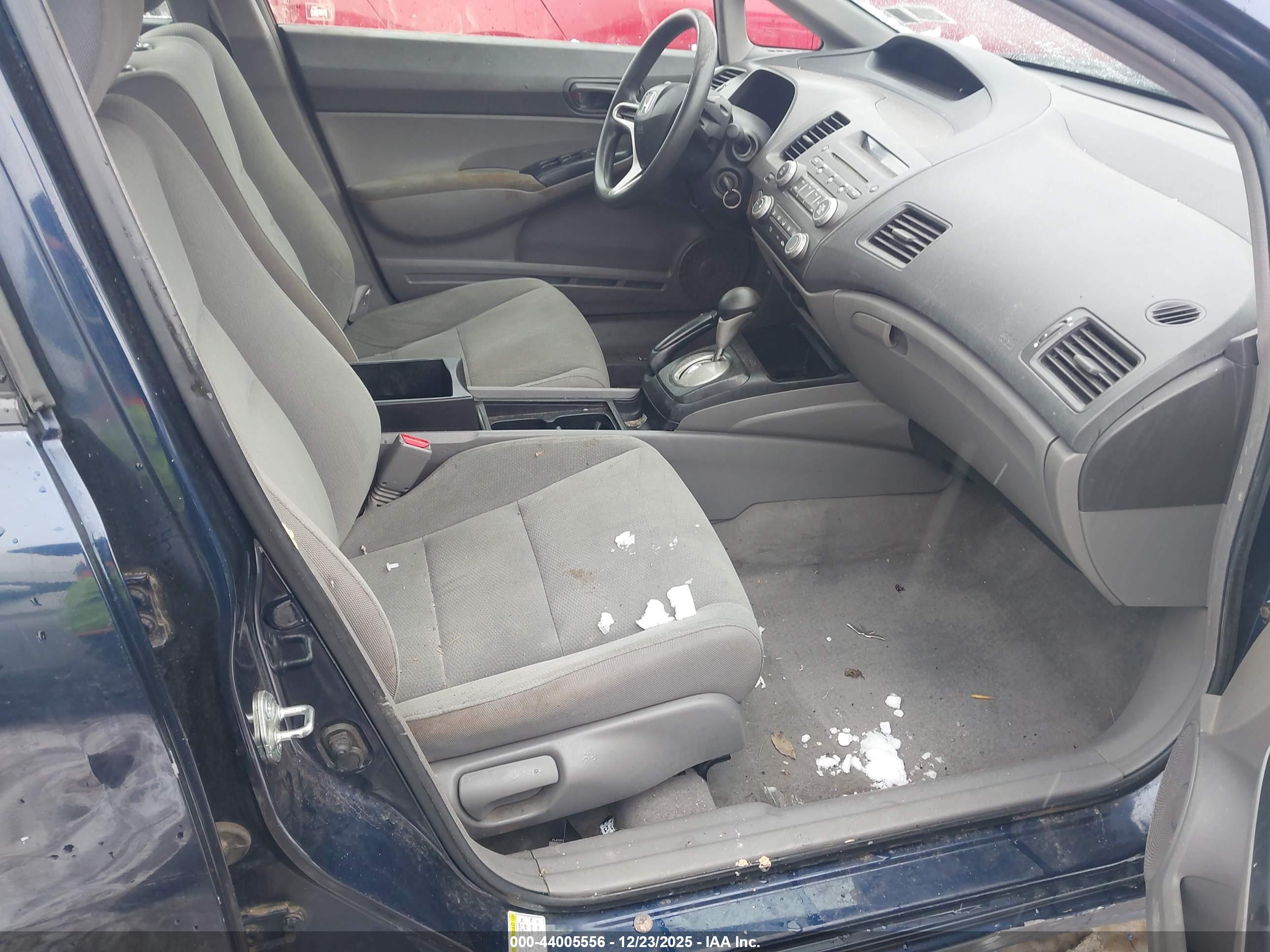 HONDA CIVIC image 5