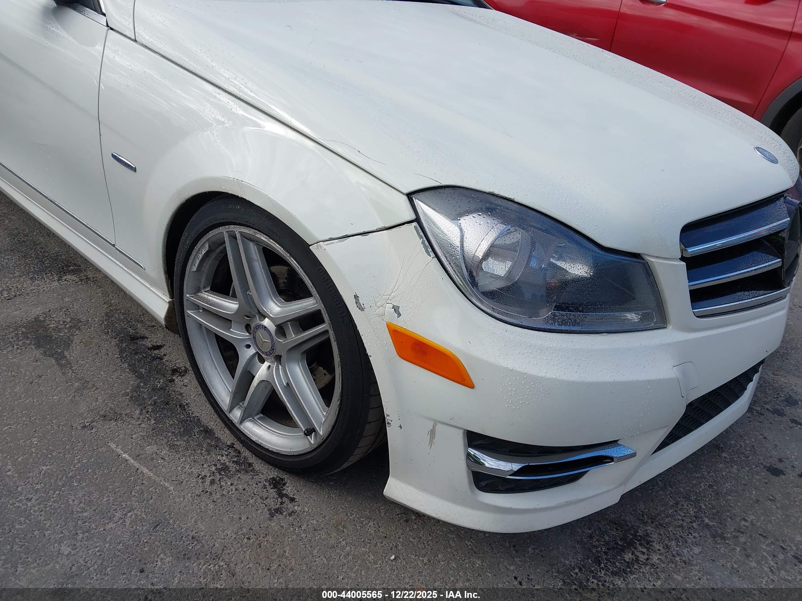 MERCEDES-BENZ C image 6