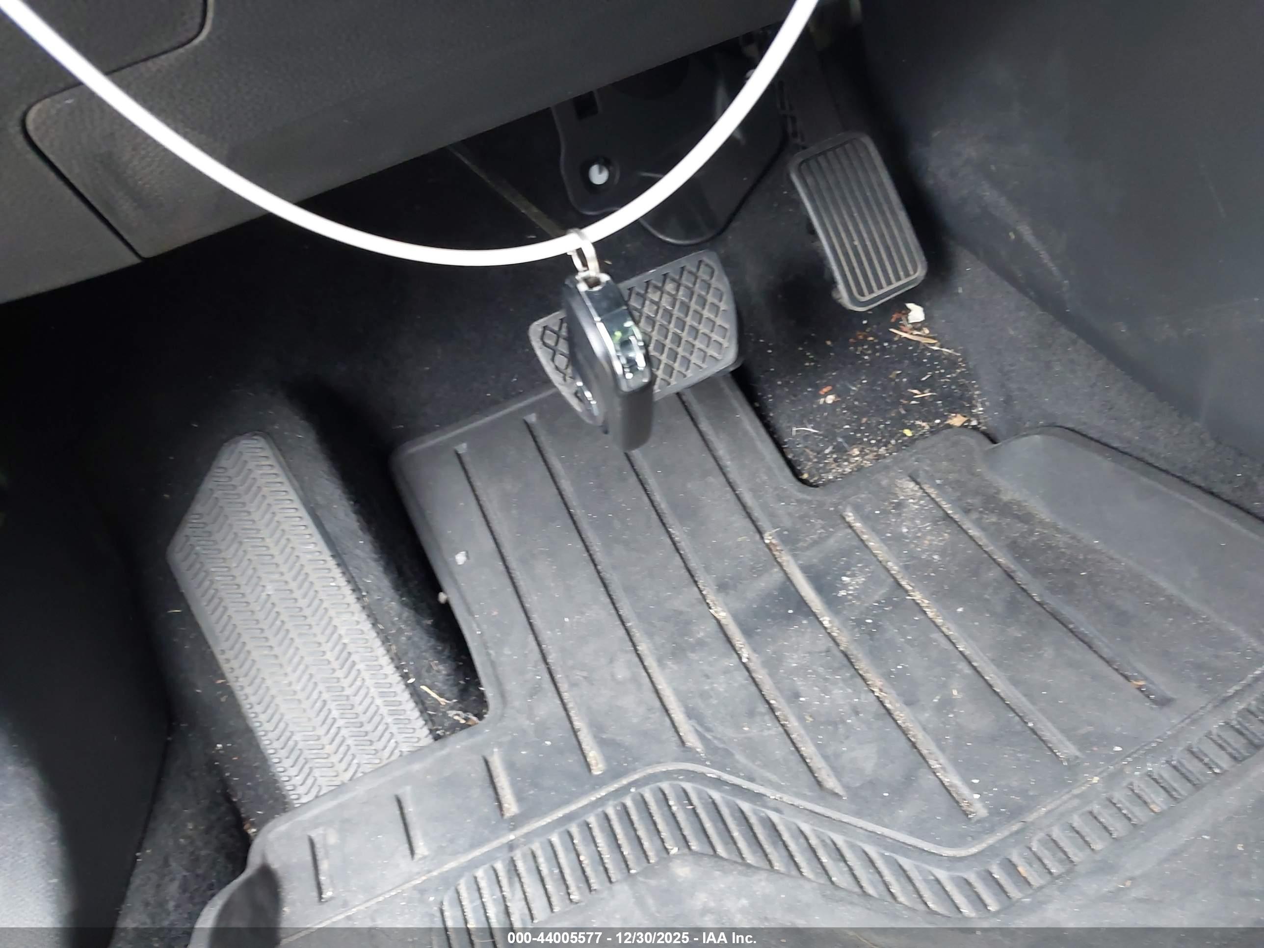 HONDA CR-V image 11