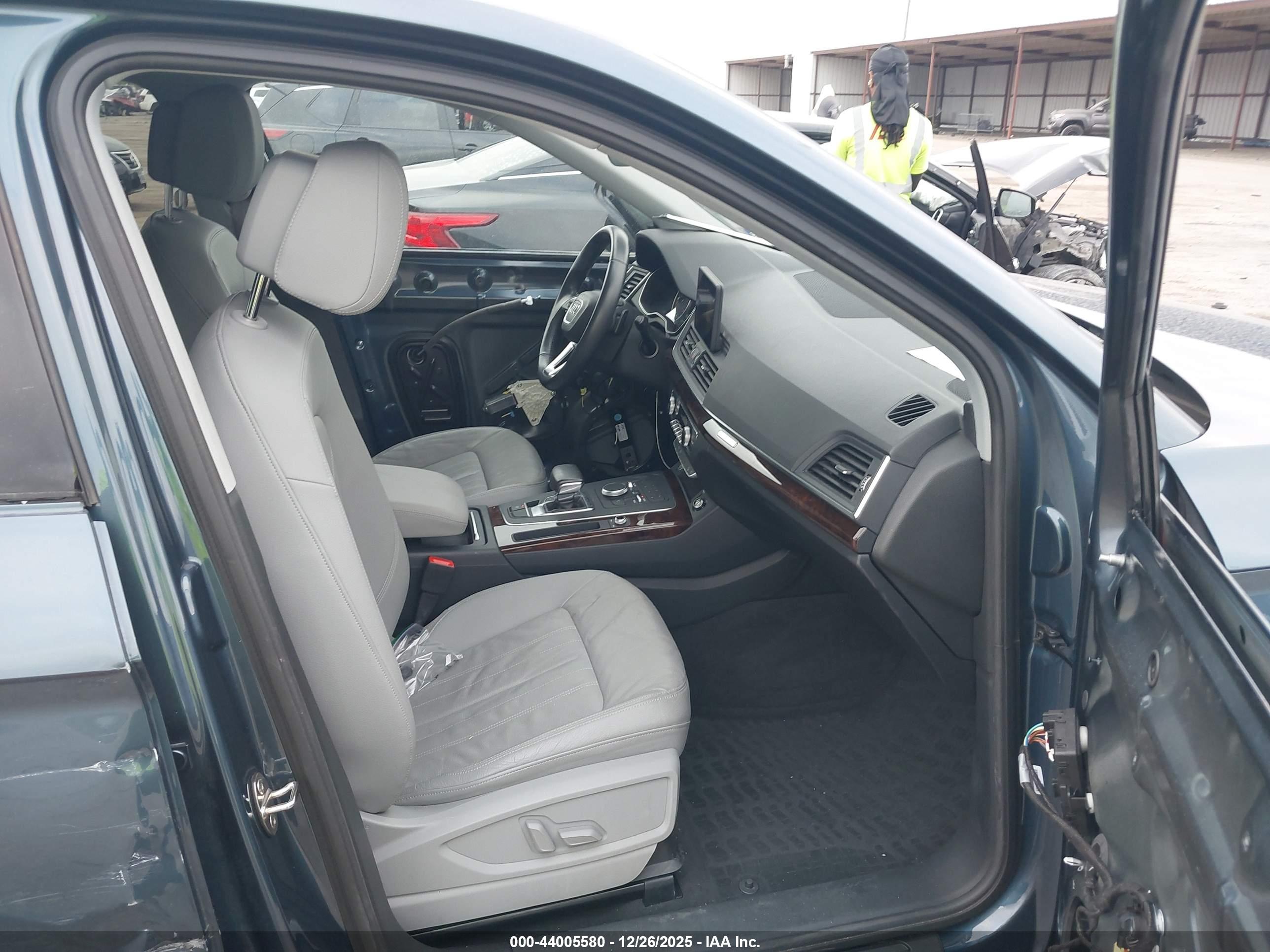 AUDI Q5 image 5